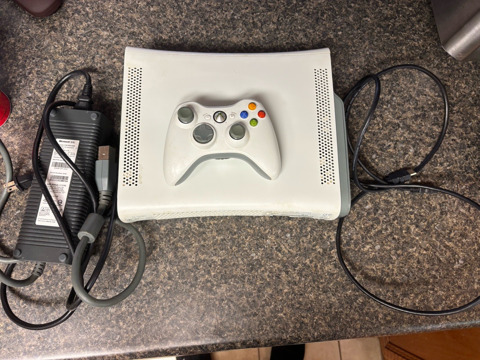 Microsoft Xbox 360 White Console Complete Tested Bundle Control & Cords