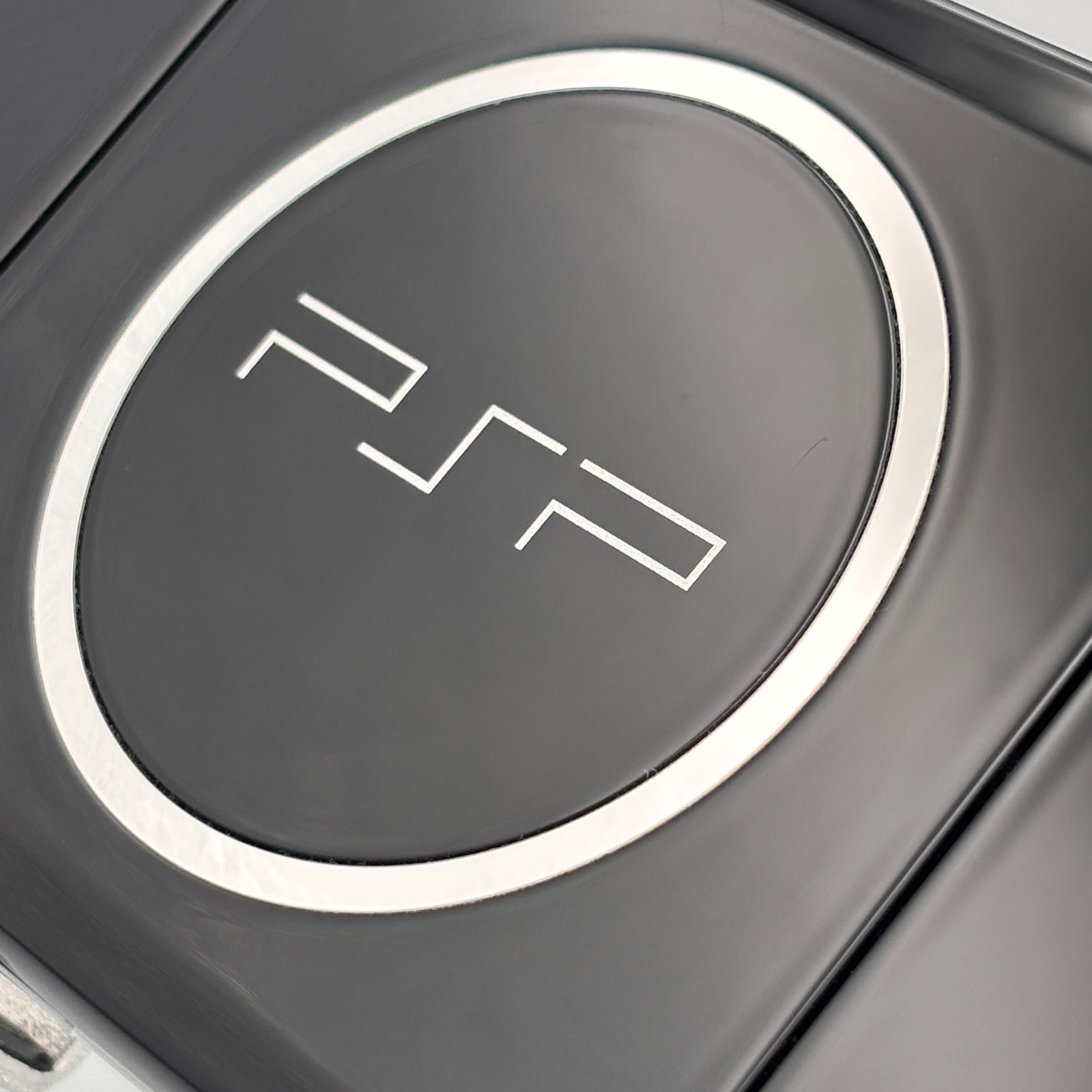 Sony PSP-3000 Piano Black Value Pack Console Boxed Bright LCD Excellent 869