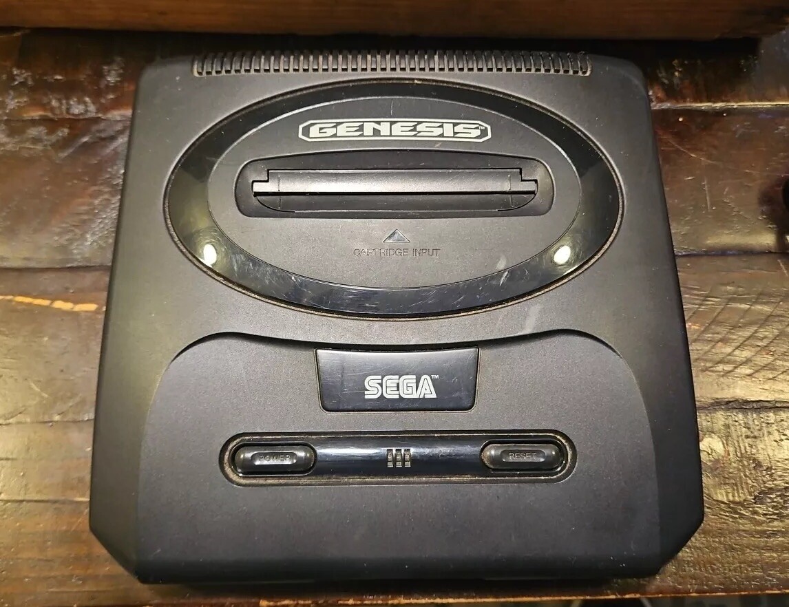 Sega Genesis Video Game Console, 1 Controller & Lost World Game Untested