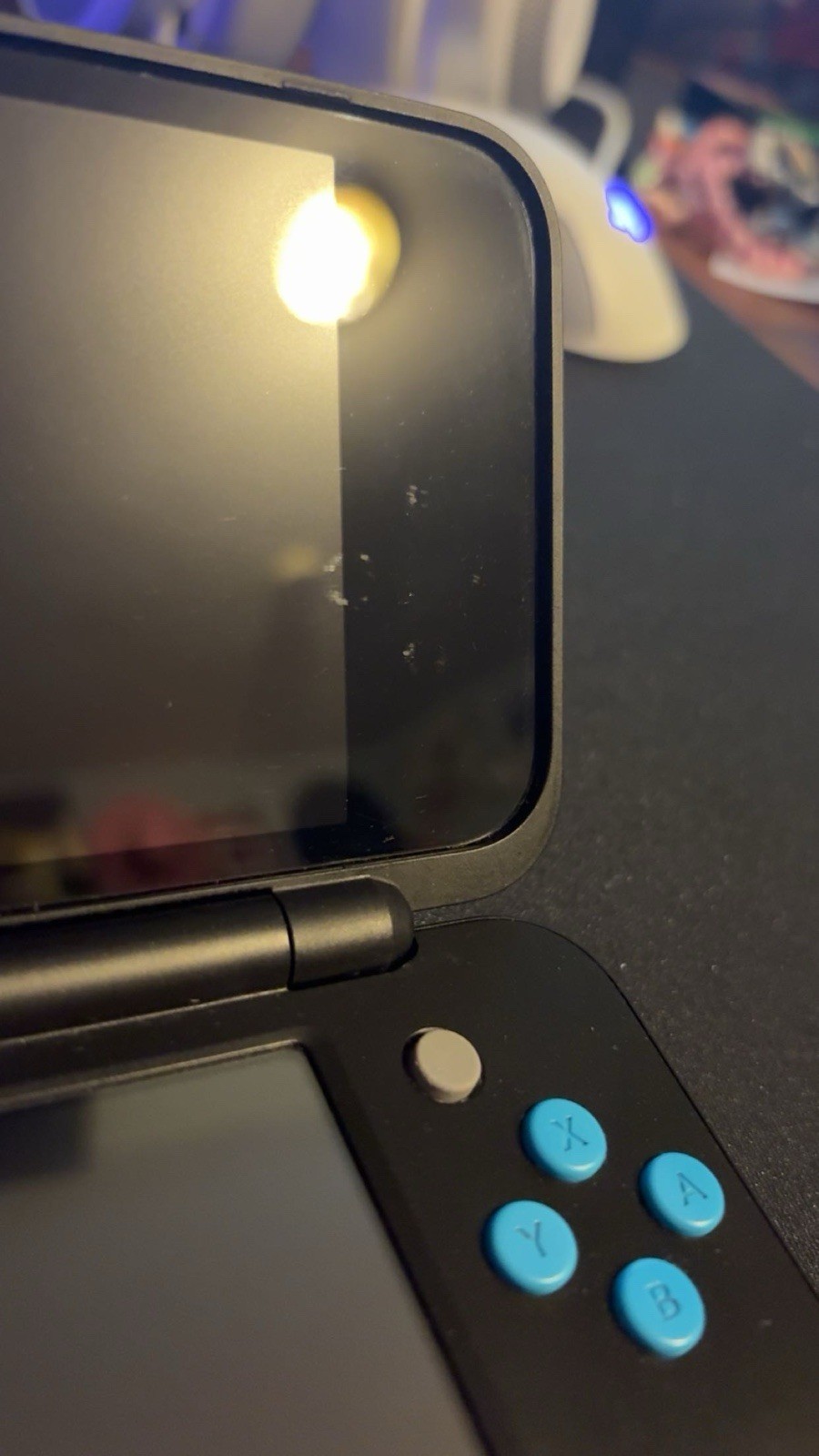 New Nintendo 2DS XL Lightly Used Blue and Black