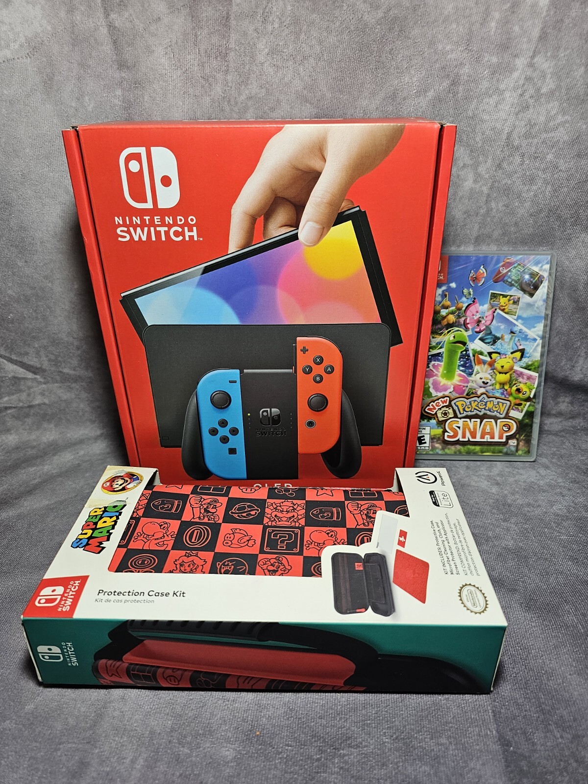 Nintendo Switch OLED Model HEG-001 Console – 64GB – Black + Case + Game Bundle