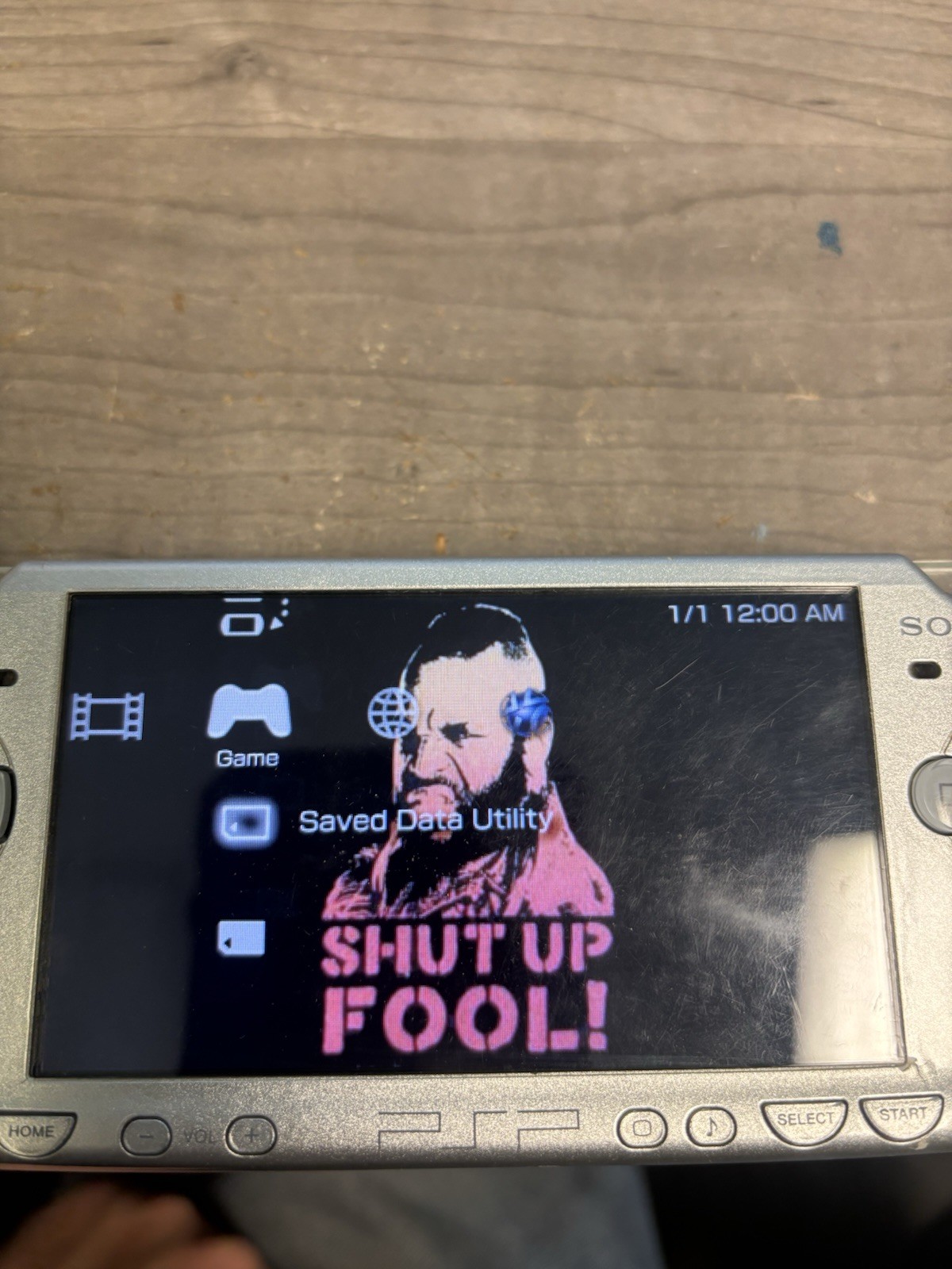 Sony PSP-2001 Silver Console no battery