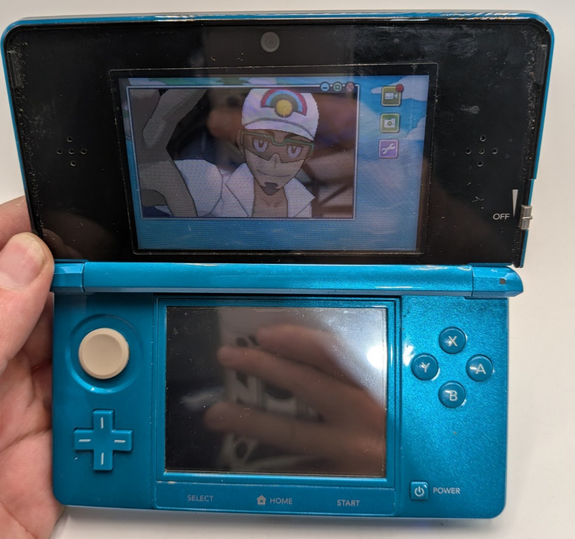 Nintendo 3DS Blue Console Bundle Blue 4 Games Pokemon Moon Ruby Mario Kart 7