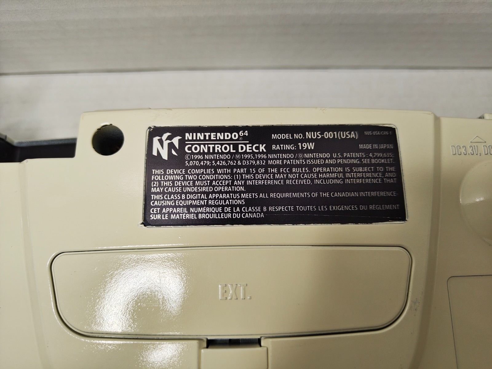 N64 Custom Console (White w/ Blue LED) Model # NUS-001 *CONSOLE/POWER CORD ONLY*