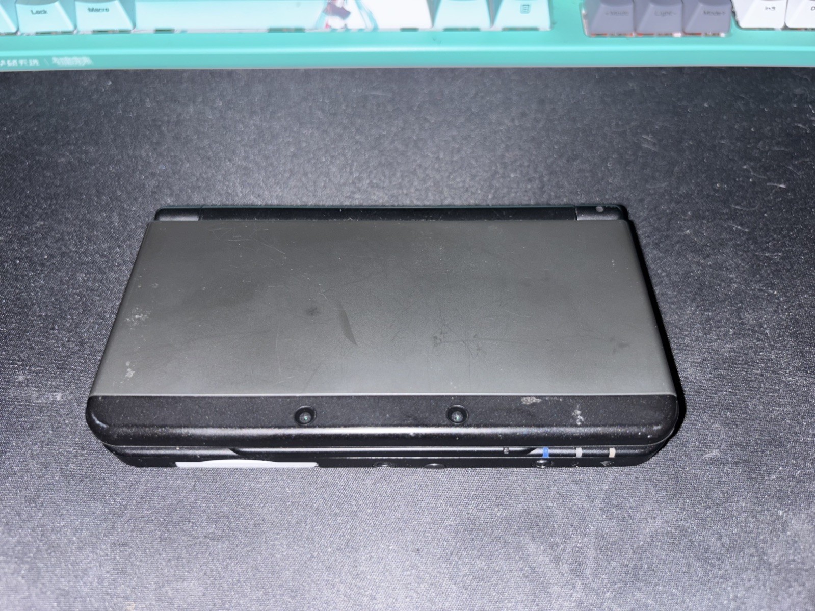 Nintendo New 3DS Black W/ Shin SMT Journey redux(Digital Version.)