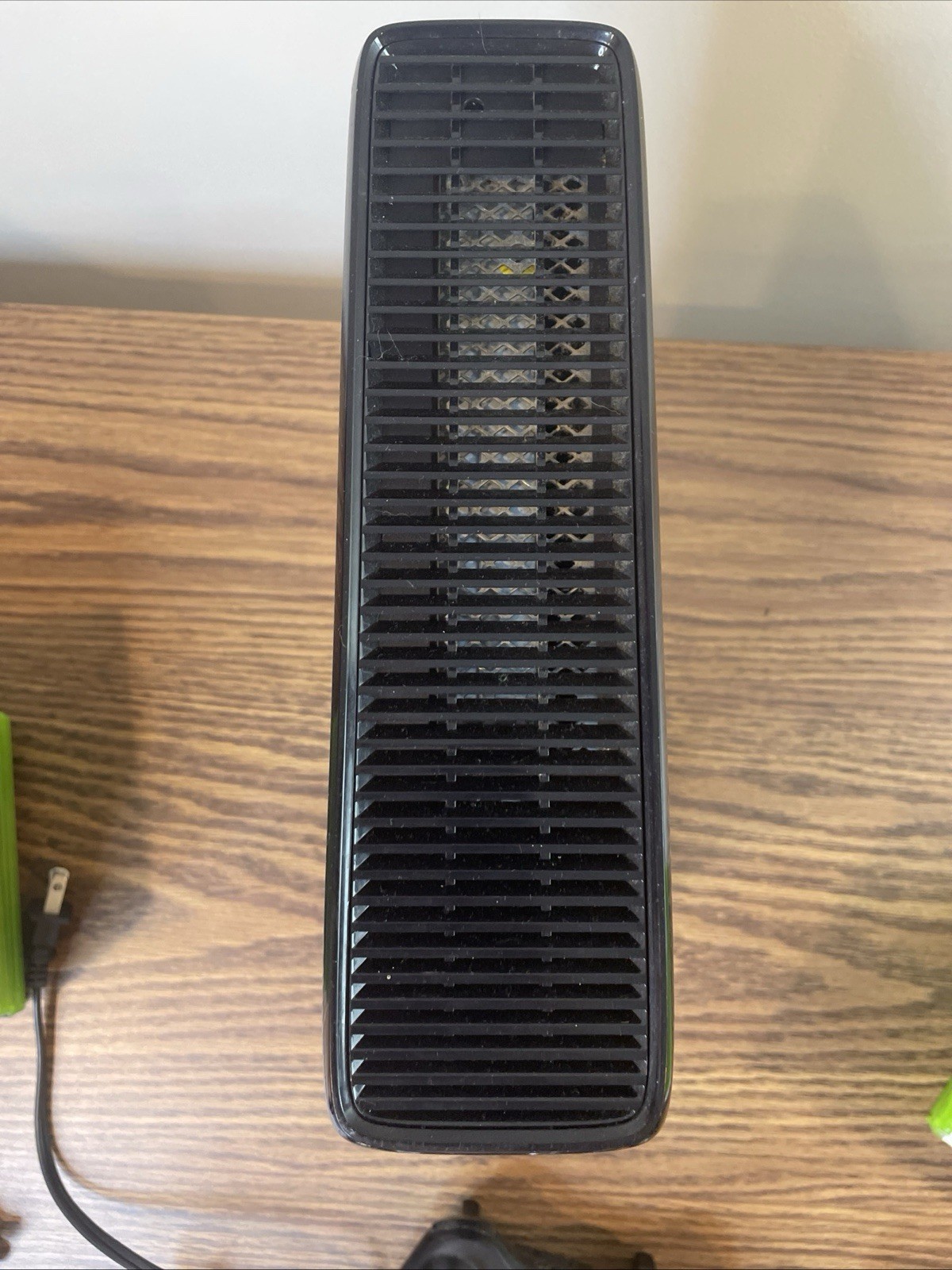 Microsoft Xbox 360 S Black 3GB, 20 Games and 1 Controller Included, Tested