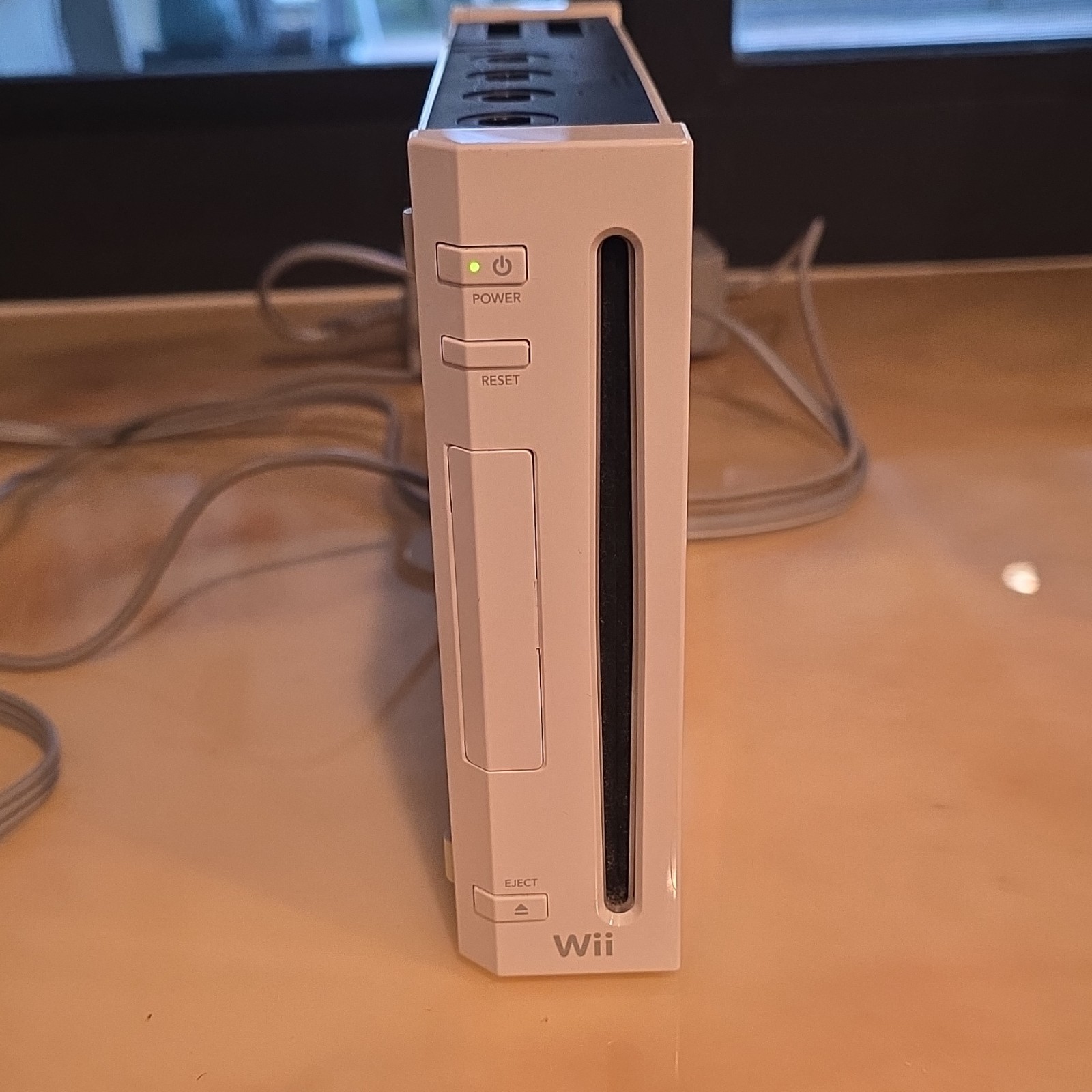 Nintendo Wii RVL-001 White Console SD Card Slot USB-A AV Multi Out
