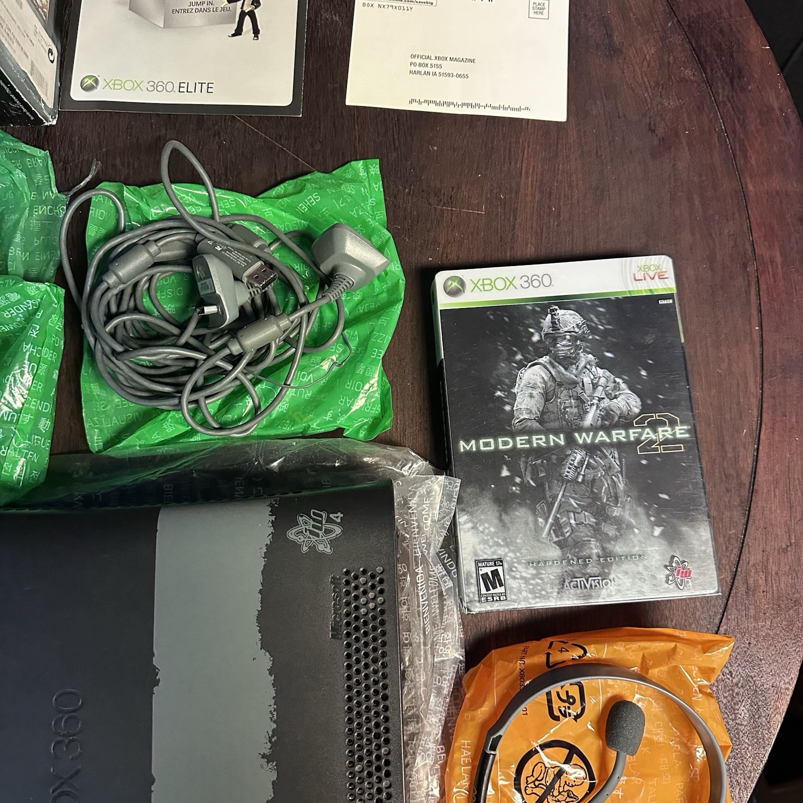 Xbox 360 Call Of Duty MW2 Limited Edition Console *Complete In Box*