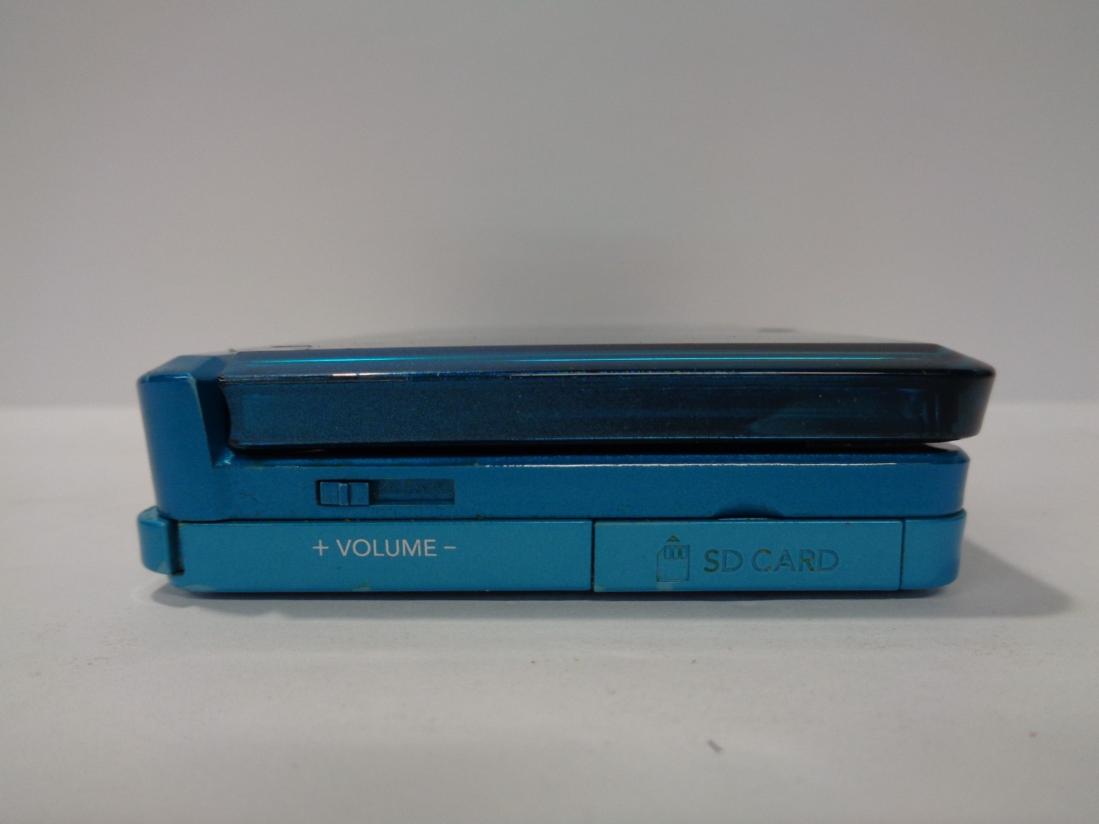Nintendo 3DS Handheld System Aqua Blue Teal Tested With Stylus