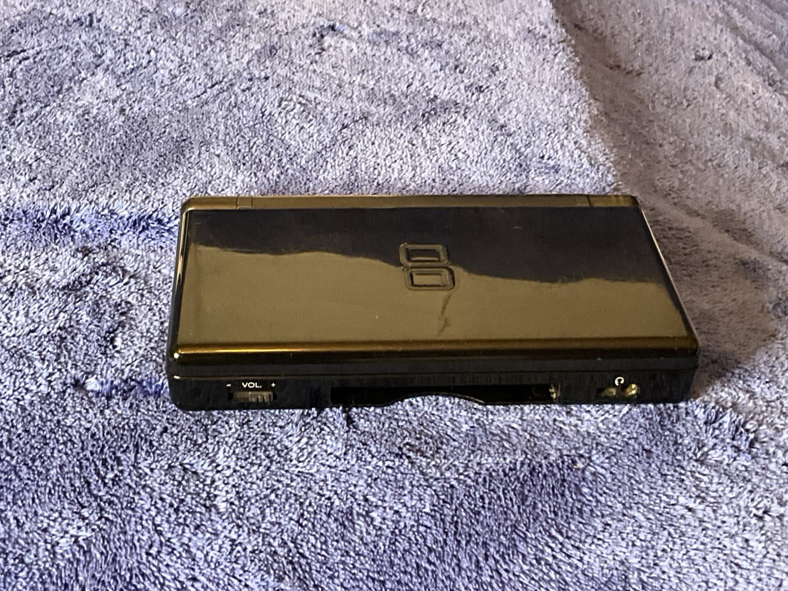 Nintendo DS Lite Black With Brand New Accessory Pack and 5 Games