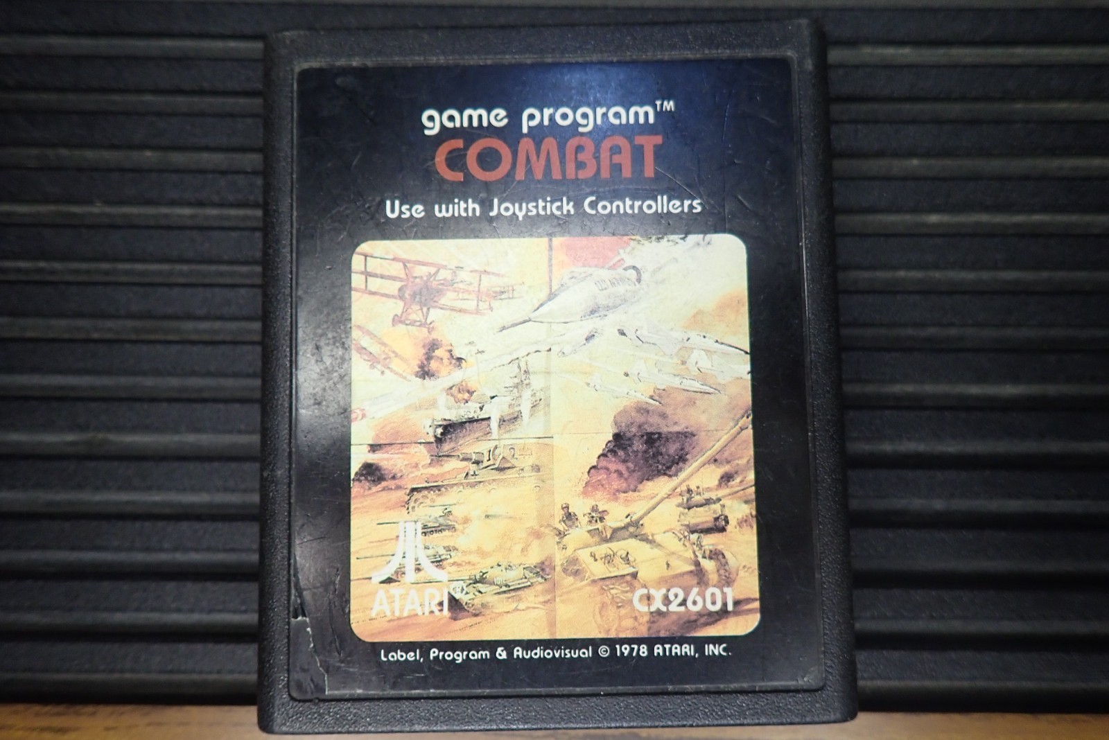 VTG ATARI CX-2600 VIDEO COMPUTER SYSTEM CONSOLE w/ CONTROLLERS