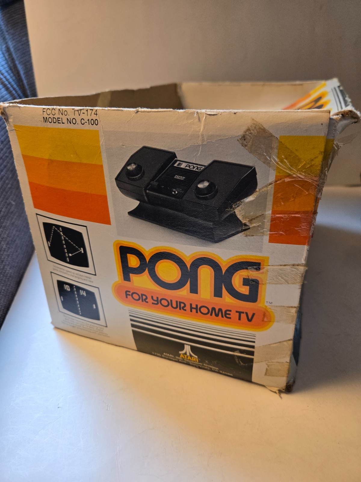 Atari C-100 Pong Console in original box with instructions