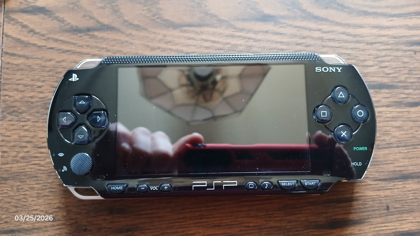 PSP 1001 Piano Black Complete With Wires Excellent Condition With 13 PSP Games