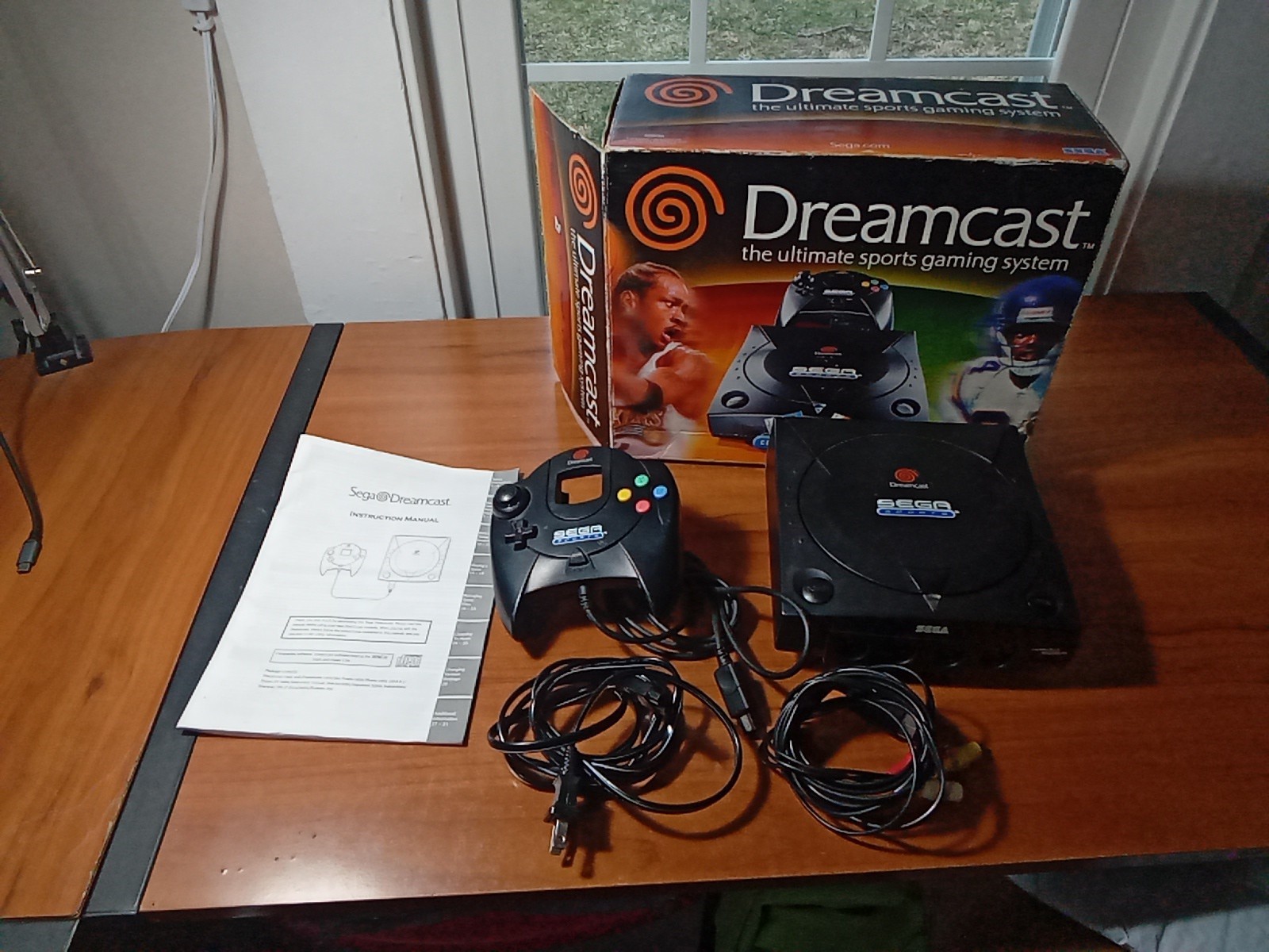 Sega Dreamcast Sports Edition Black Console Bundle NTSC USA Box + Manual TESTED