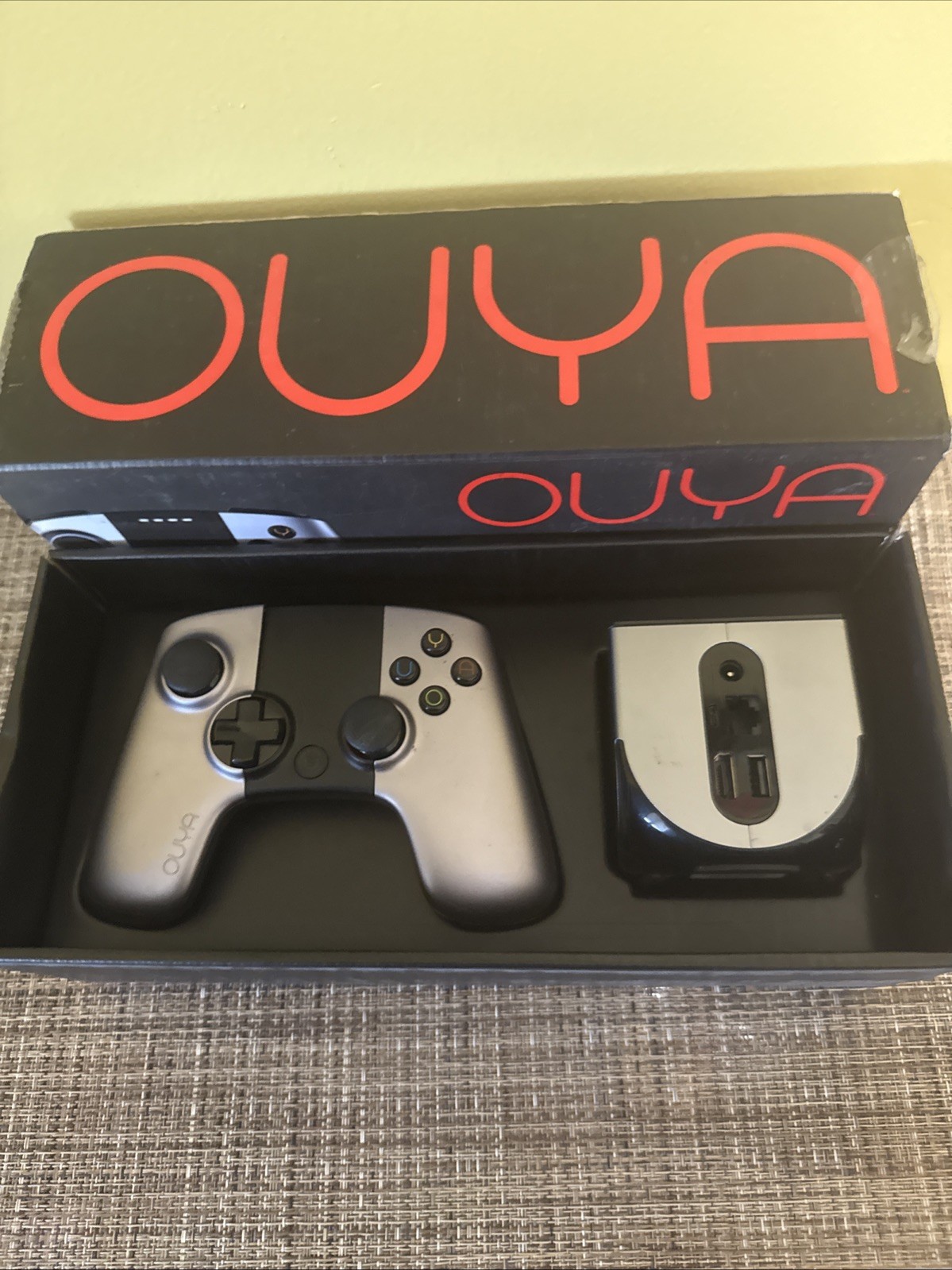 OUYA Video Game Console & 1 Controller