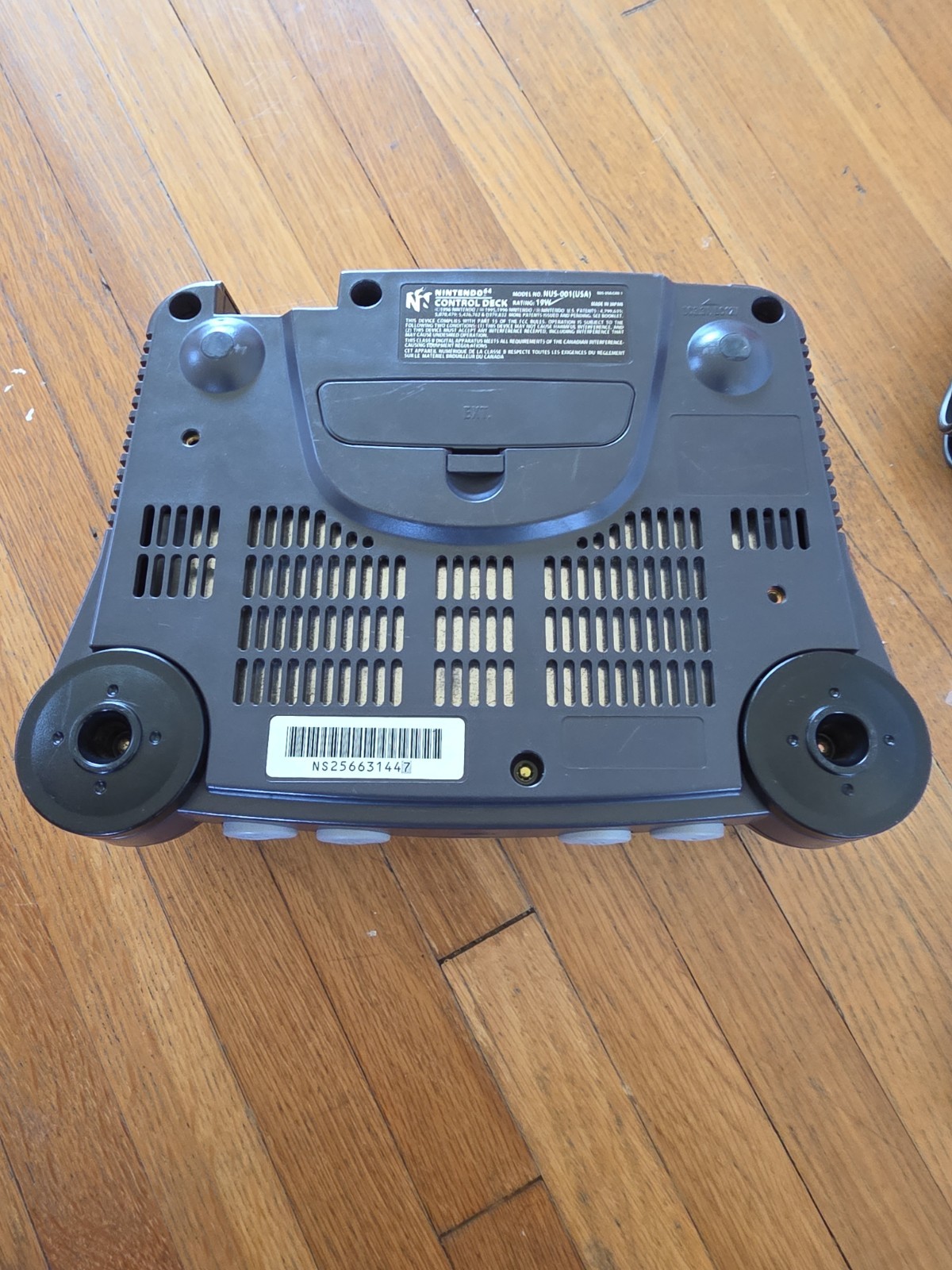 Nintendo 64 System 32MB Home Console – Charcoal Gray