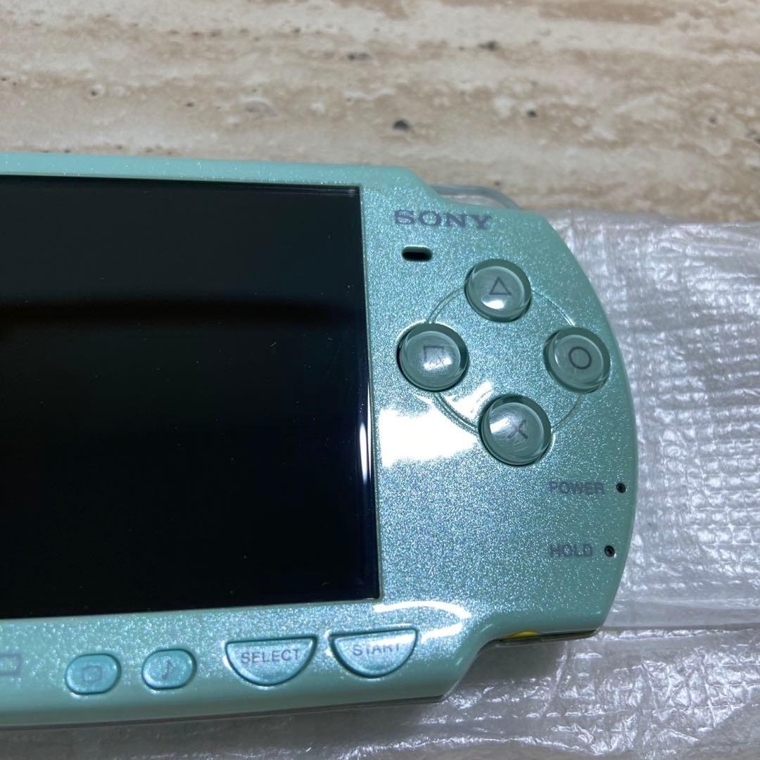 Sony PSP-2000 Mint Green Console Boxed Complete Tested Near Mint 7111