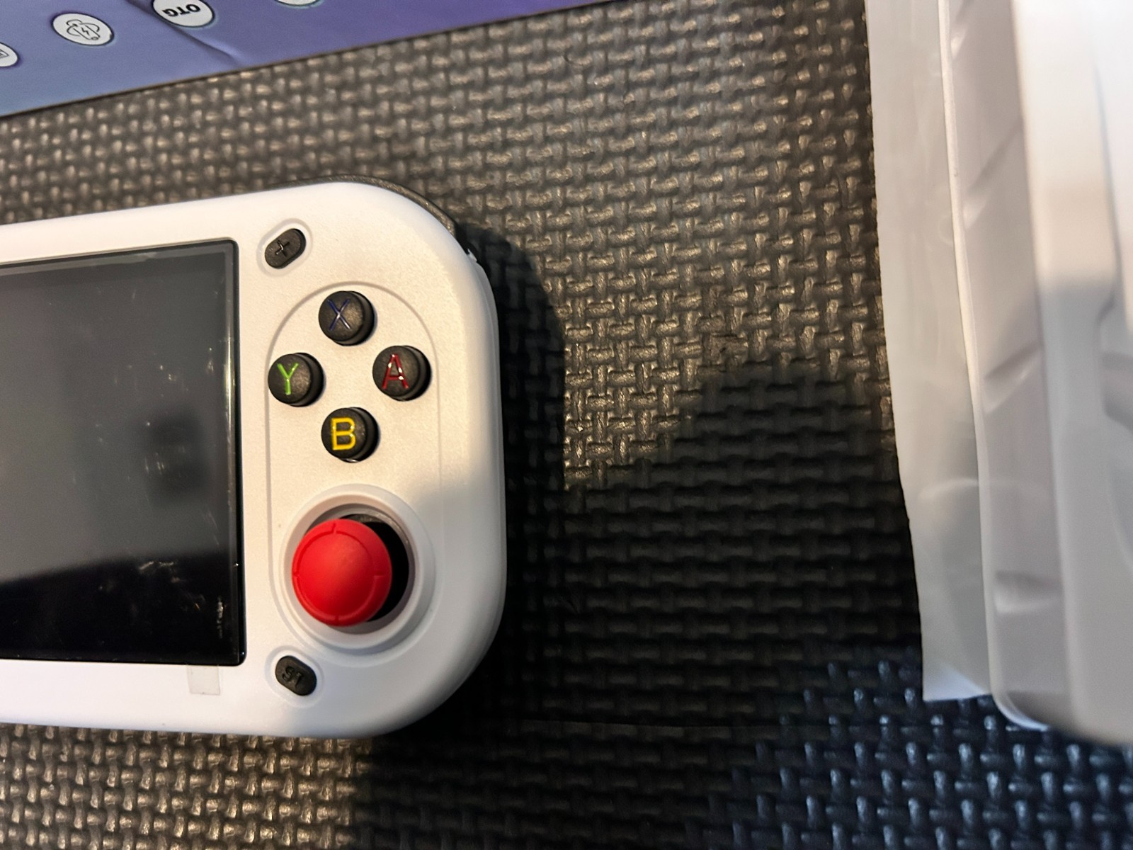 GAME CONSOLE R43S (WHITE) (64GB GAME CARD) FREE BLUETOOTH EARBUDS (GXRG)