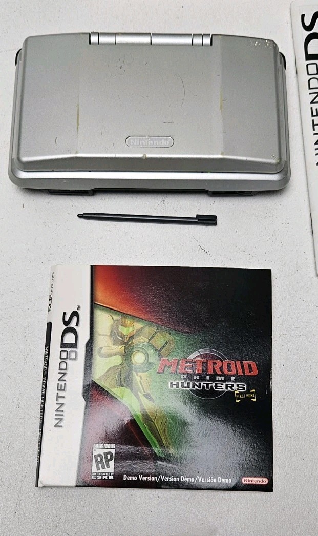 Nintendo DS Console – Metroid Prime Hunters First Hunt Edition In Box