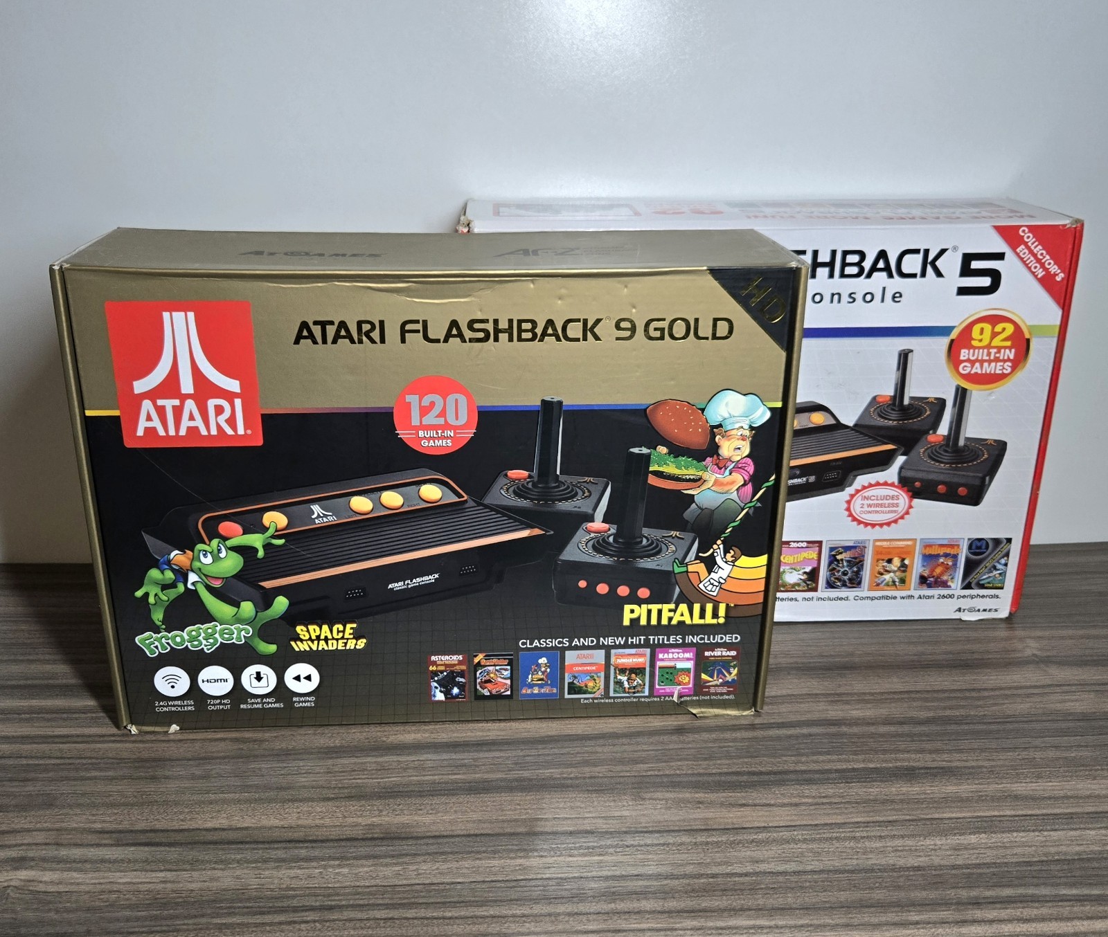 Atari Flashback 9 Gold Console with 120 Built-in Games + Flashback 5 (Read)