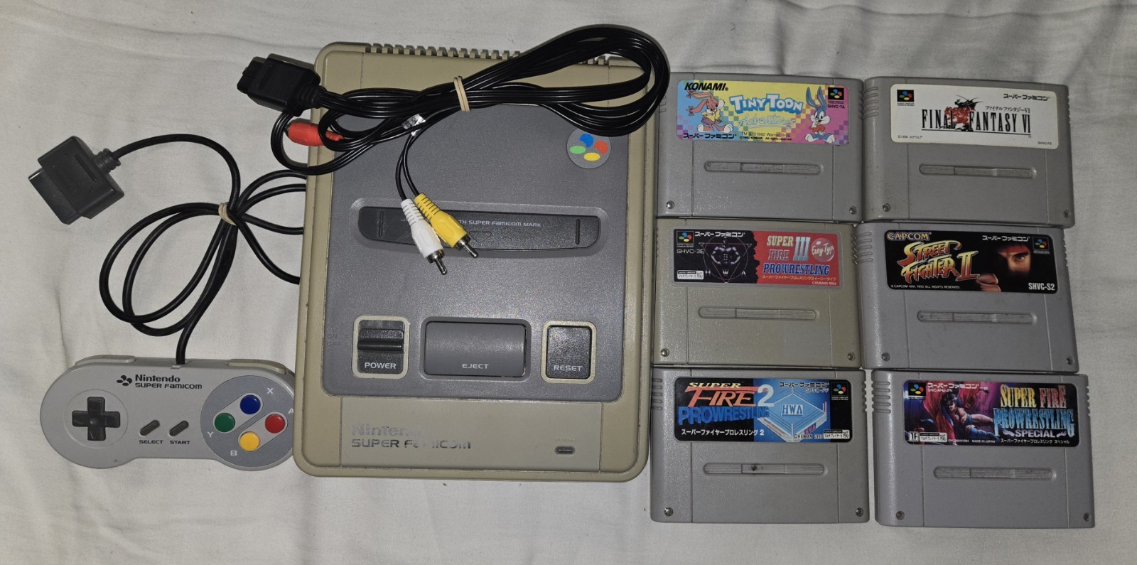 Nintendo Super Famicom With 6 games Controller and Av Cord Snes Untested
