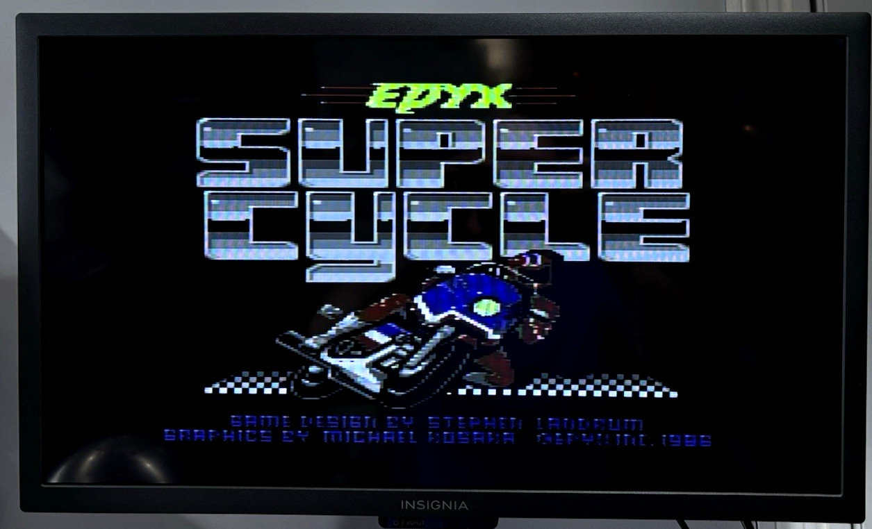 VTG 2004 Commodore 64 30-in-1 Plug & Play TV Game Impossible Mission, Tested_