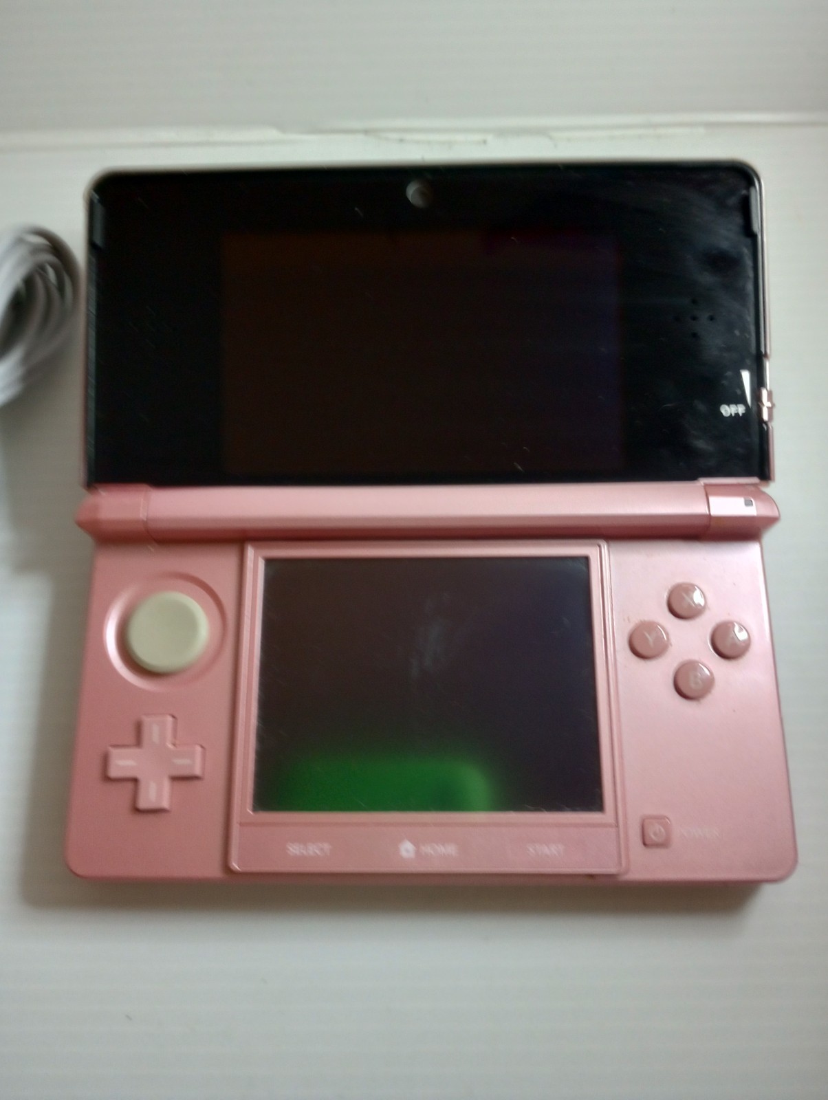 Nintendo 3DS CTR-001 Pearl Pink with OEM Charger Good Shape Some Screen Scratch