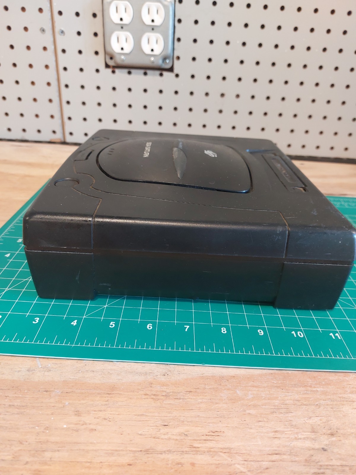 Sega Saturn for Parts (MK-80000A) Console Only Read Description for My Findings