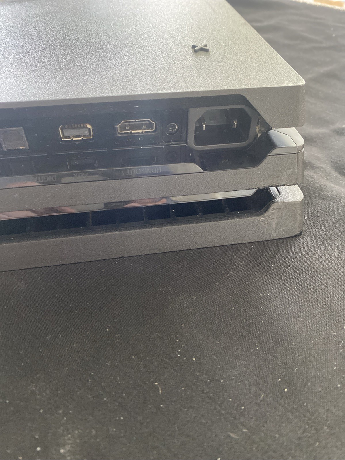 SONY PS4 PRO 1TB CONSOLE CUH-7015B W/ 1 CONTROLLER – TESTED FREE SHIP