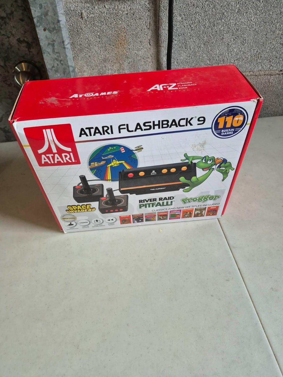 Atari Flashback 9 HDMI Retro Console Built-in Games 2 Controllers WORKS IN BOX