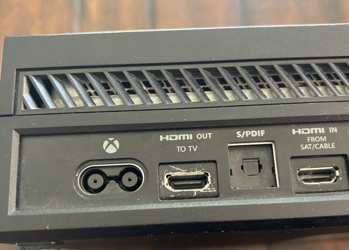 Microsoft Xbox One Gaming Console Black Model 1540 With Power Supply 500GB HDMI