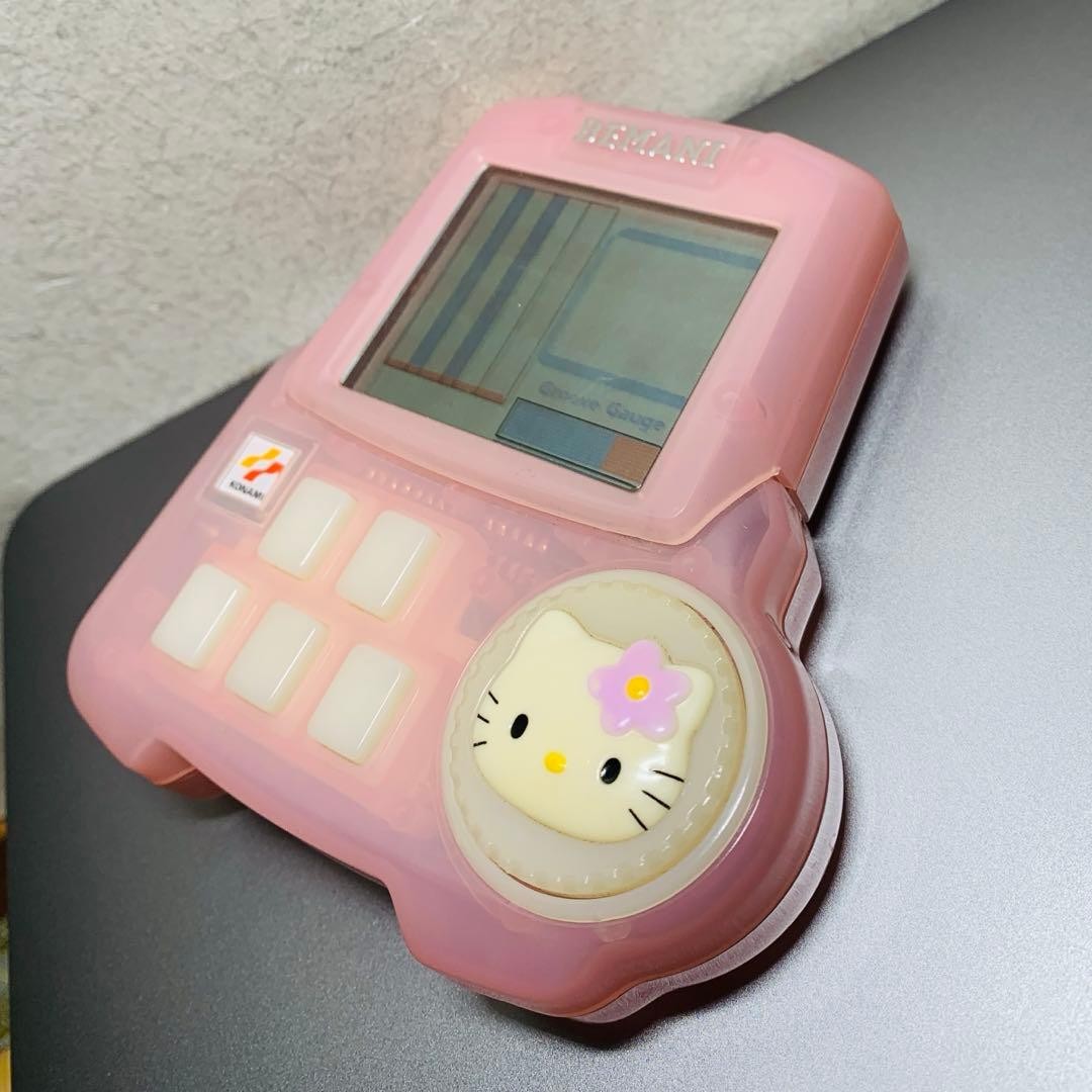 Konami Beatmania Pocket Kitty Pink Heisei Retro Game y2k