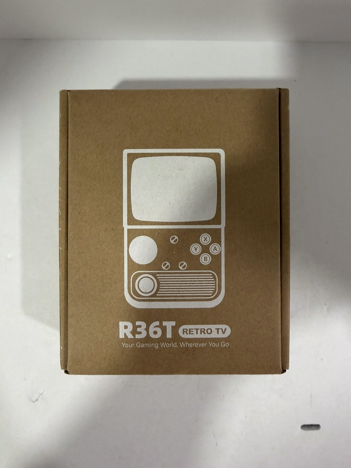 R36T Retro Gaming Console – RED 64GB 3.5″ Screen CRT-Inspired 18000+ Games