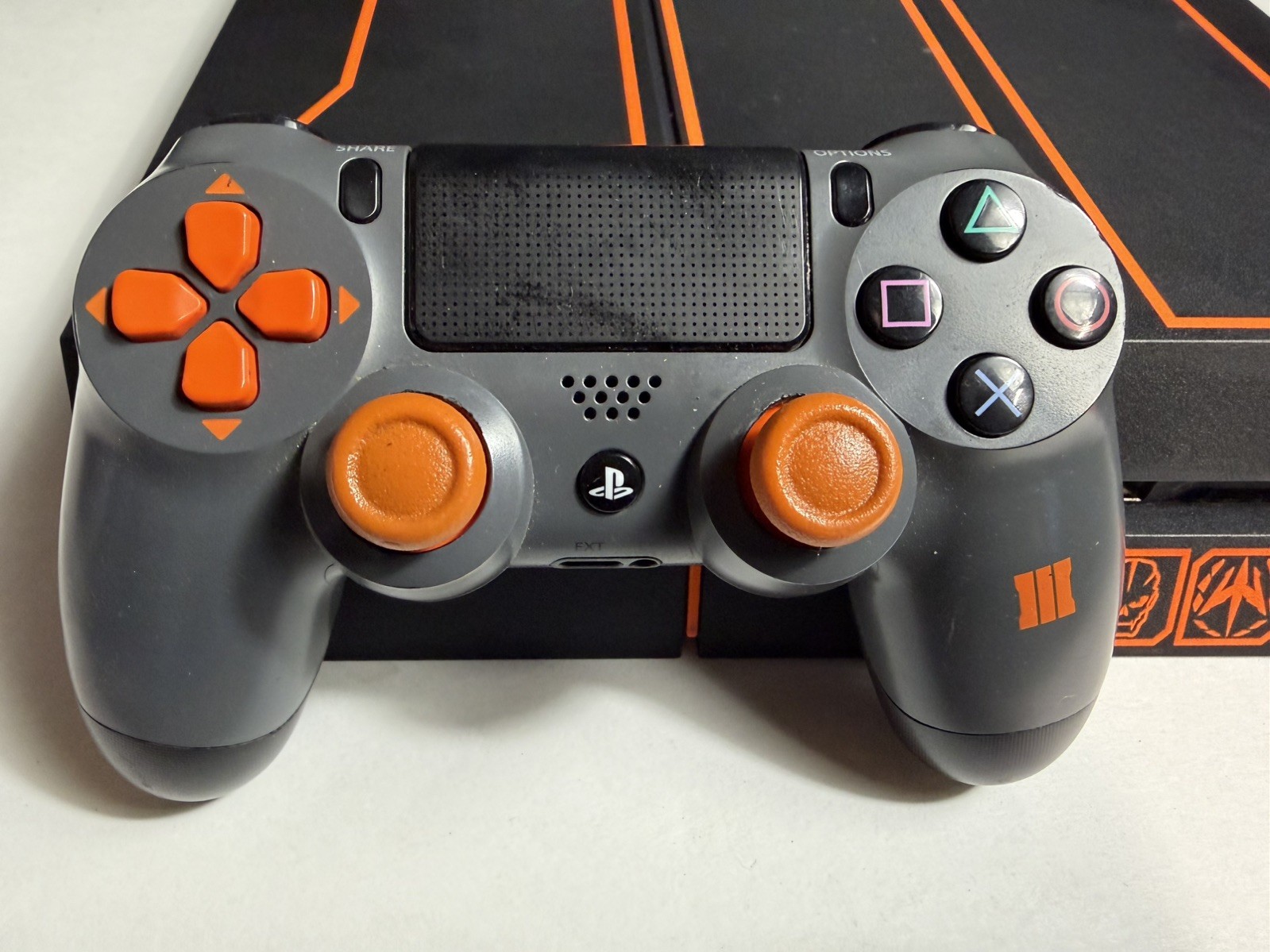 Sony PlayStation 4 Call of Duty Black Ops III Edition