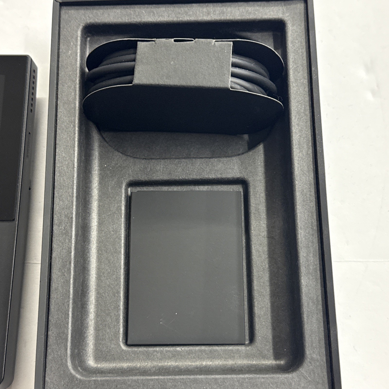 Analogue Pocket – Handheld System – Black Gameboy Color Advance Console Complete