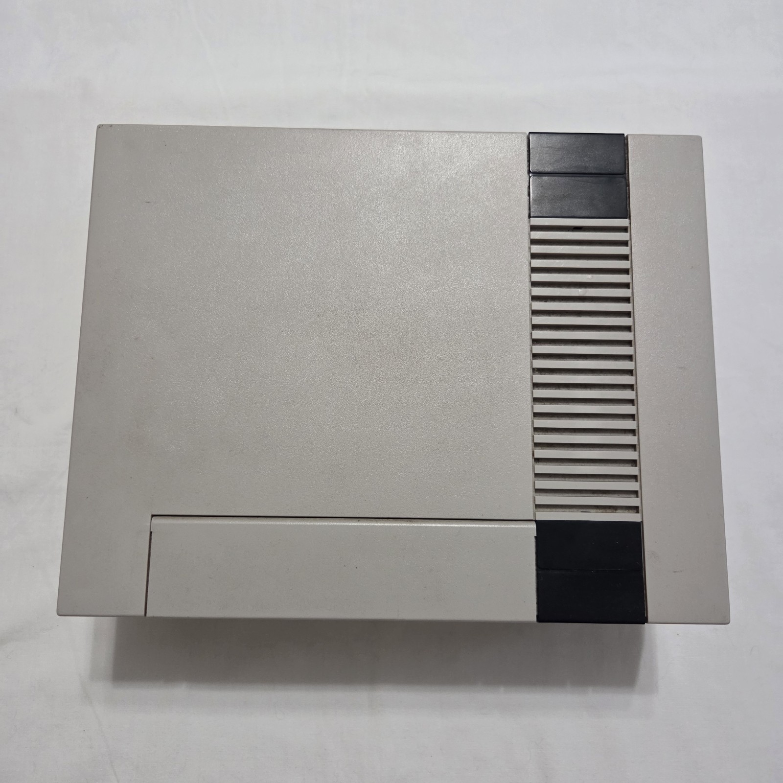 Original Nintendo NES NES-001 Console w/ 2 Controllers & Cables – Tested
