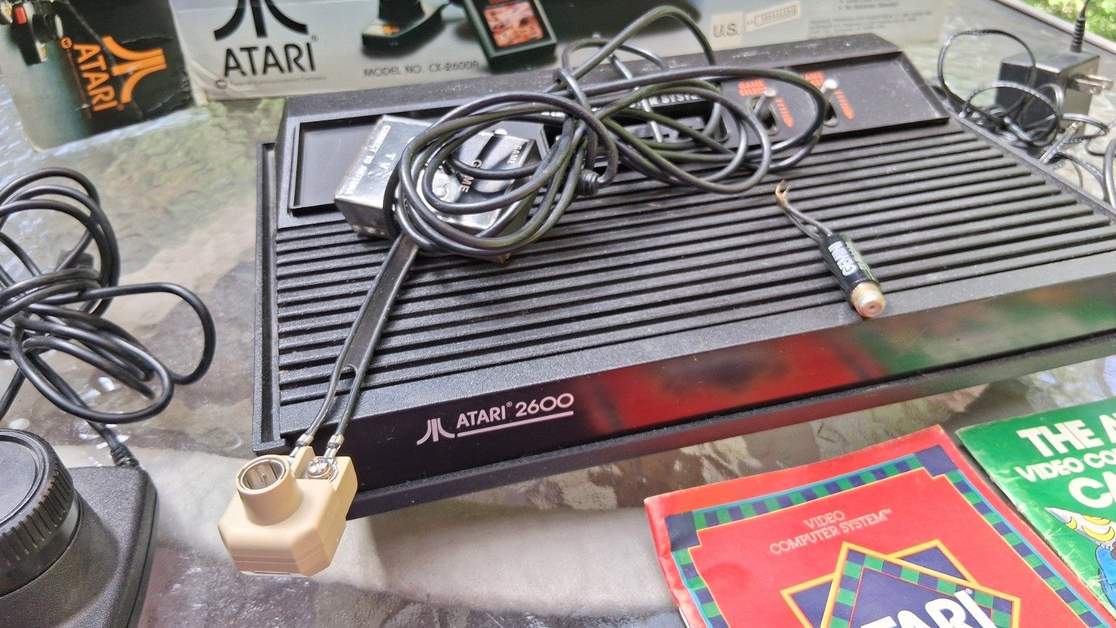 Atari CX2600A Video Computer System W/ Box (Worked When Last Used. 3 Controls