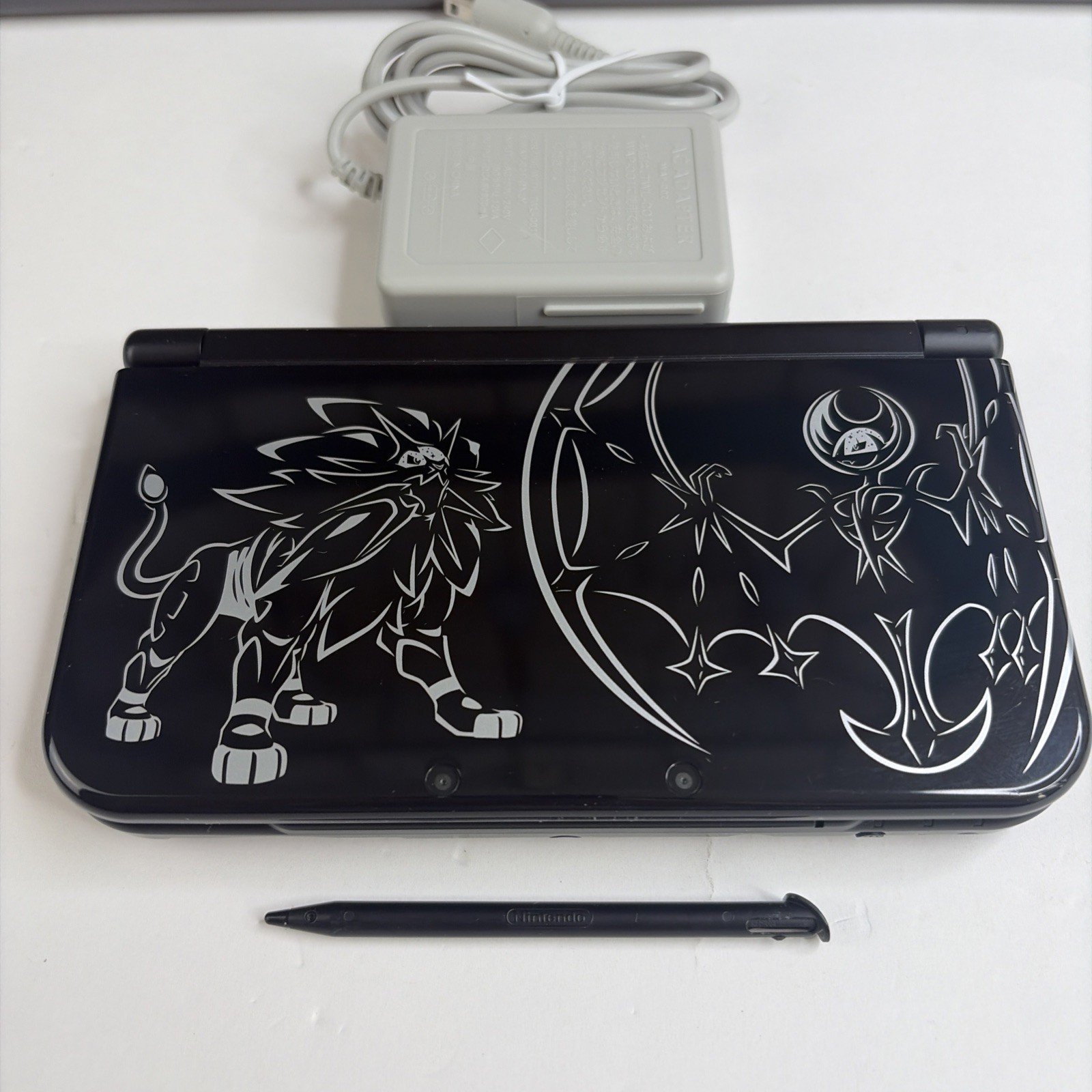 New Nintendo 3DS XL Console Pokemon Solgaleo Lunala Edition US Model OEM