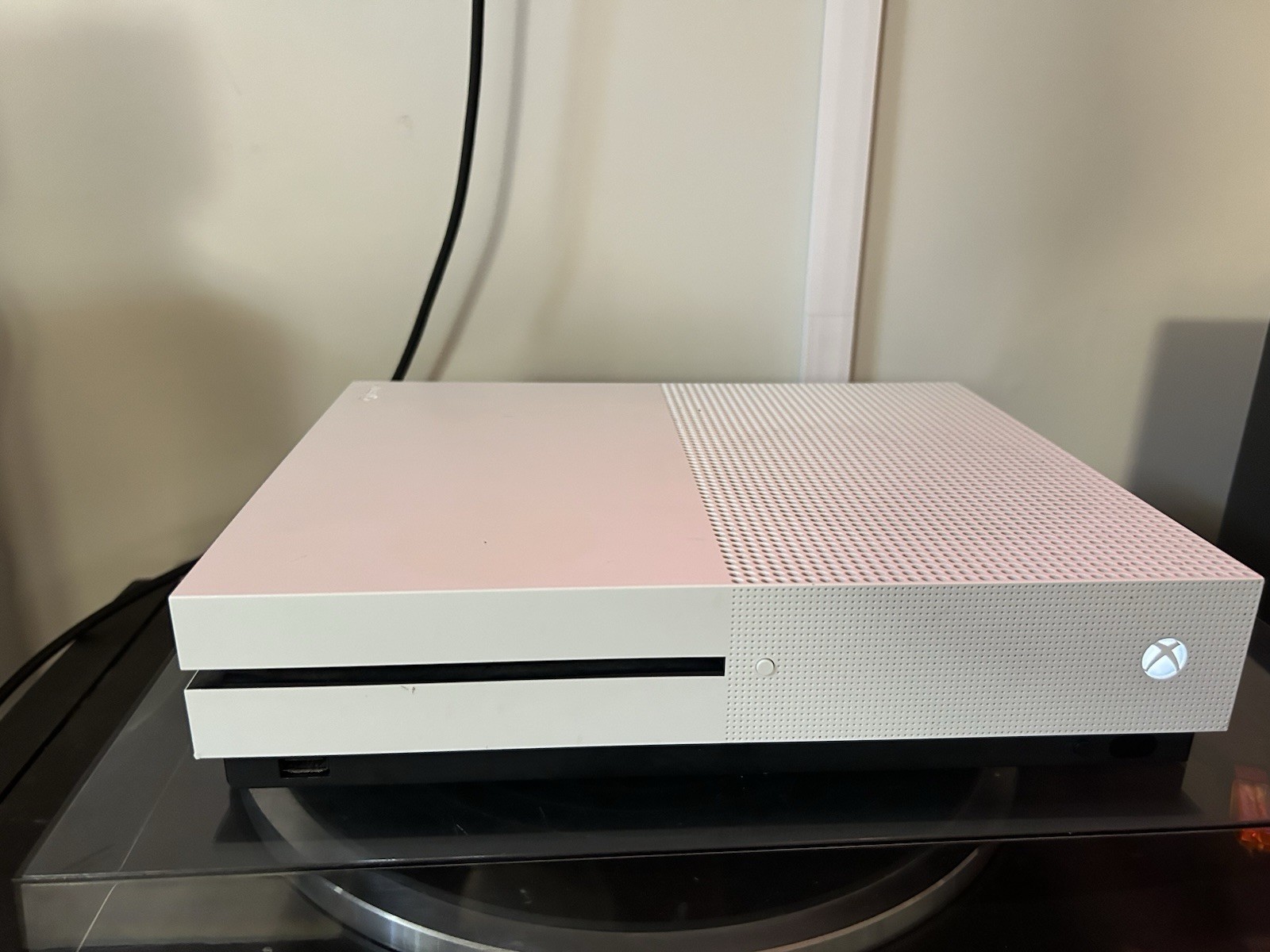 TESTED/CLEAN Microsoft Xbox One S 1681 Video Game Console – White