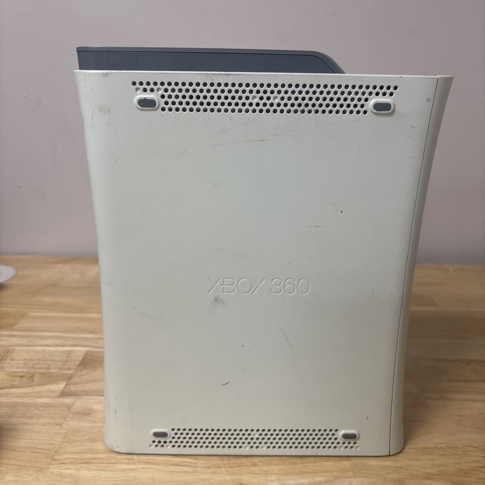 Microsoft Xbox 360 Pro Console System 60GB White READ