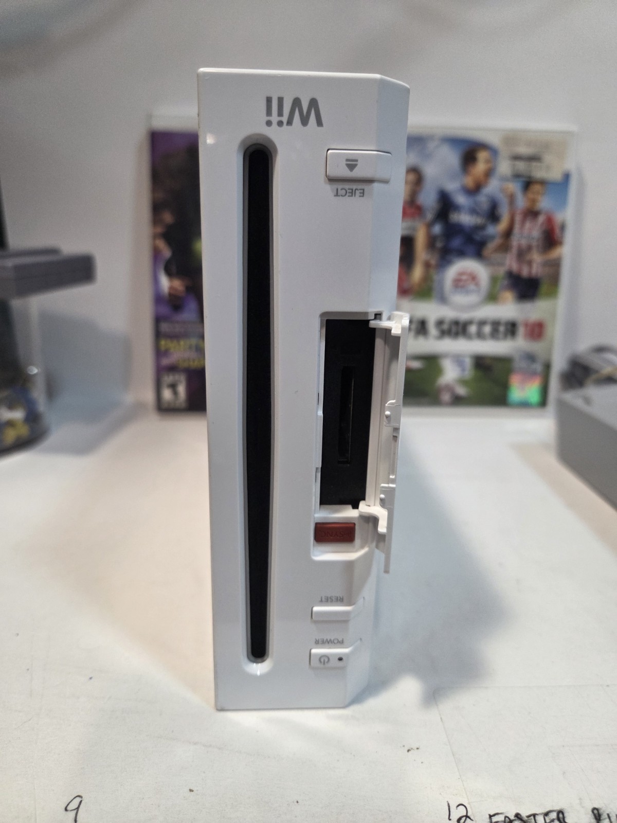 Nintendo Wii 512MB Console White Tested Working with Bar Cables 2 Games