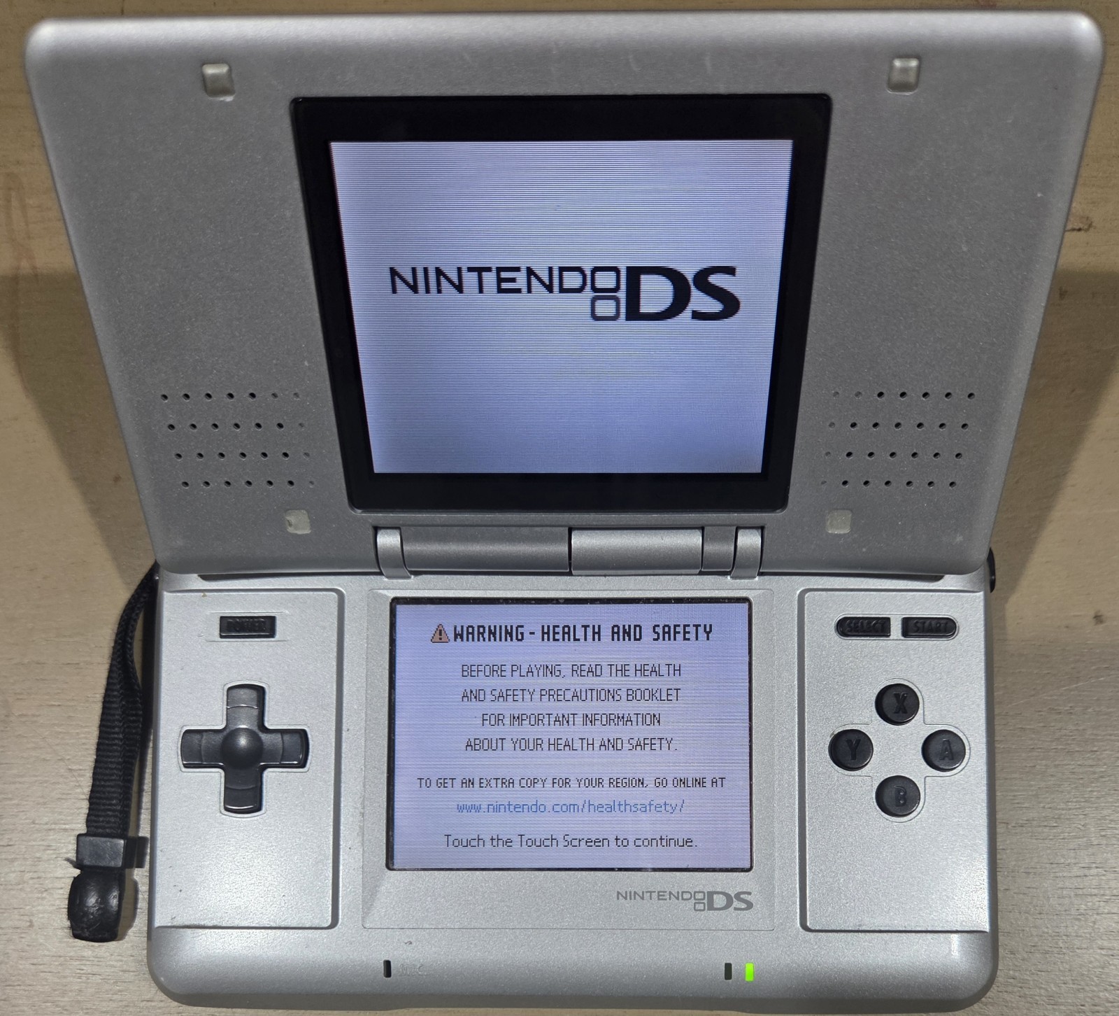 Nintendo DS Silver Handheld System – NTR-001 – TESTED AND WORKING + 3 Games