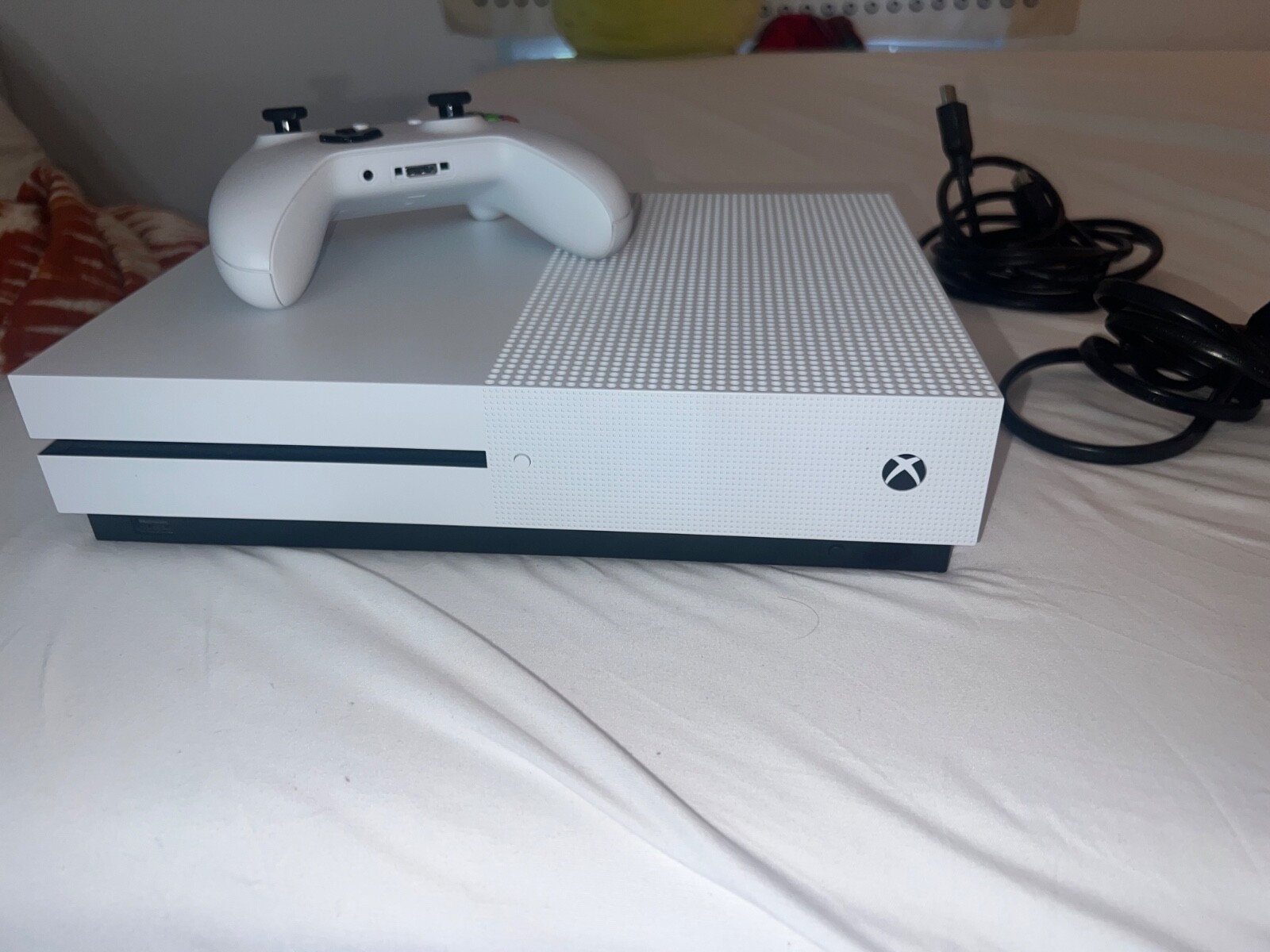 Microsoft Xbox One S 500GB Video Game Console – White (ZQ9-00001)