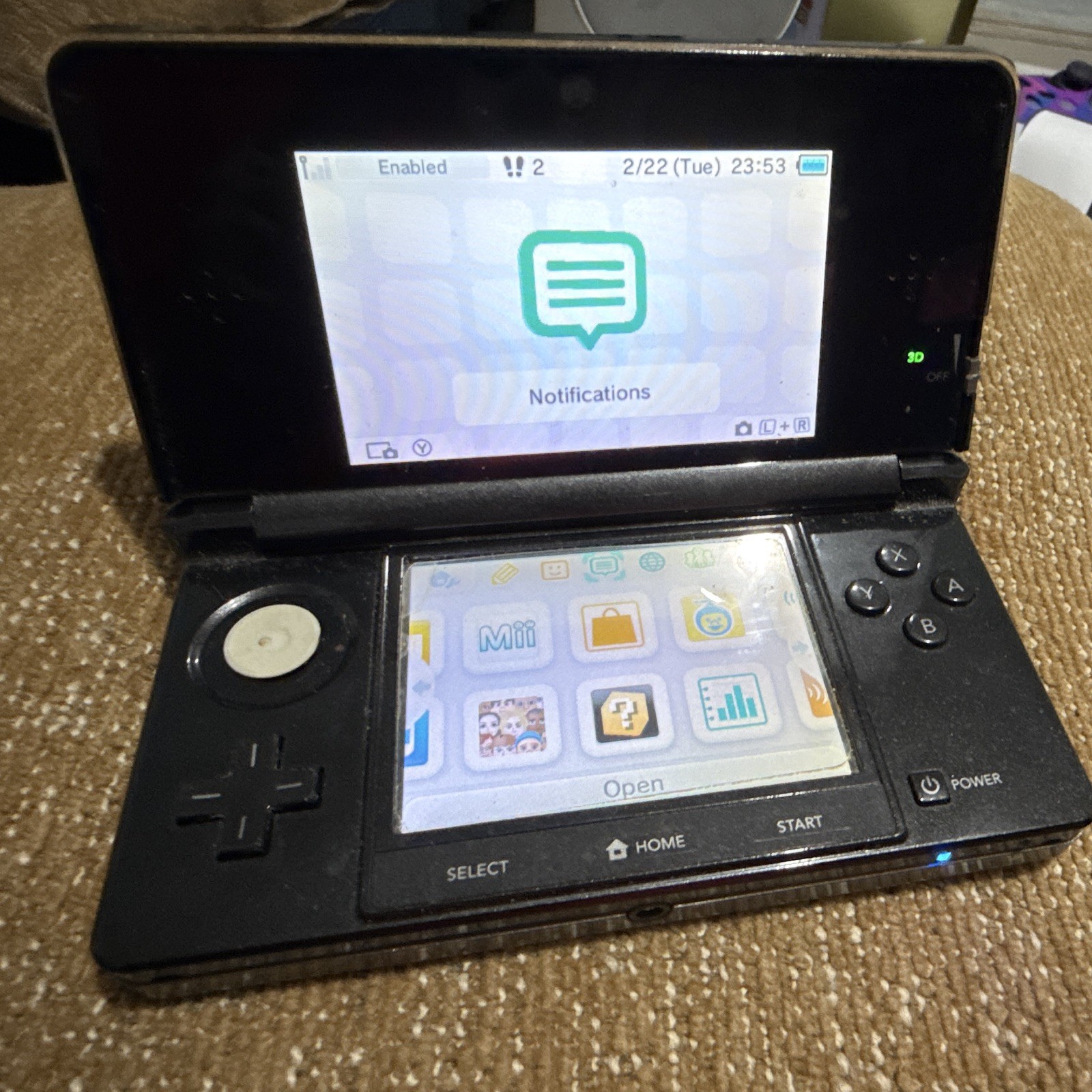 Nintendo 3DS Black Handheld Console CTR-001 2GB NTSC-U/C Wi-Fi 3D