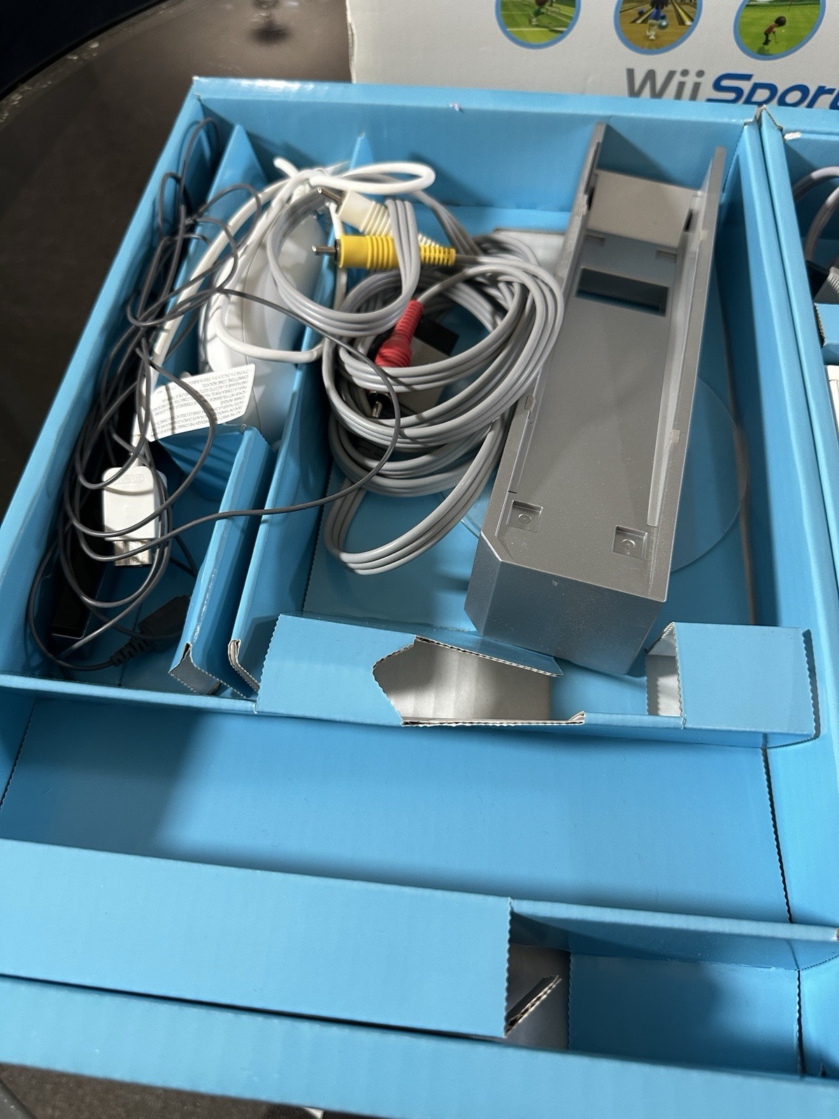 Nintendo Wii Console Complete in Box – Controller Nunchuck Power Chords Tested