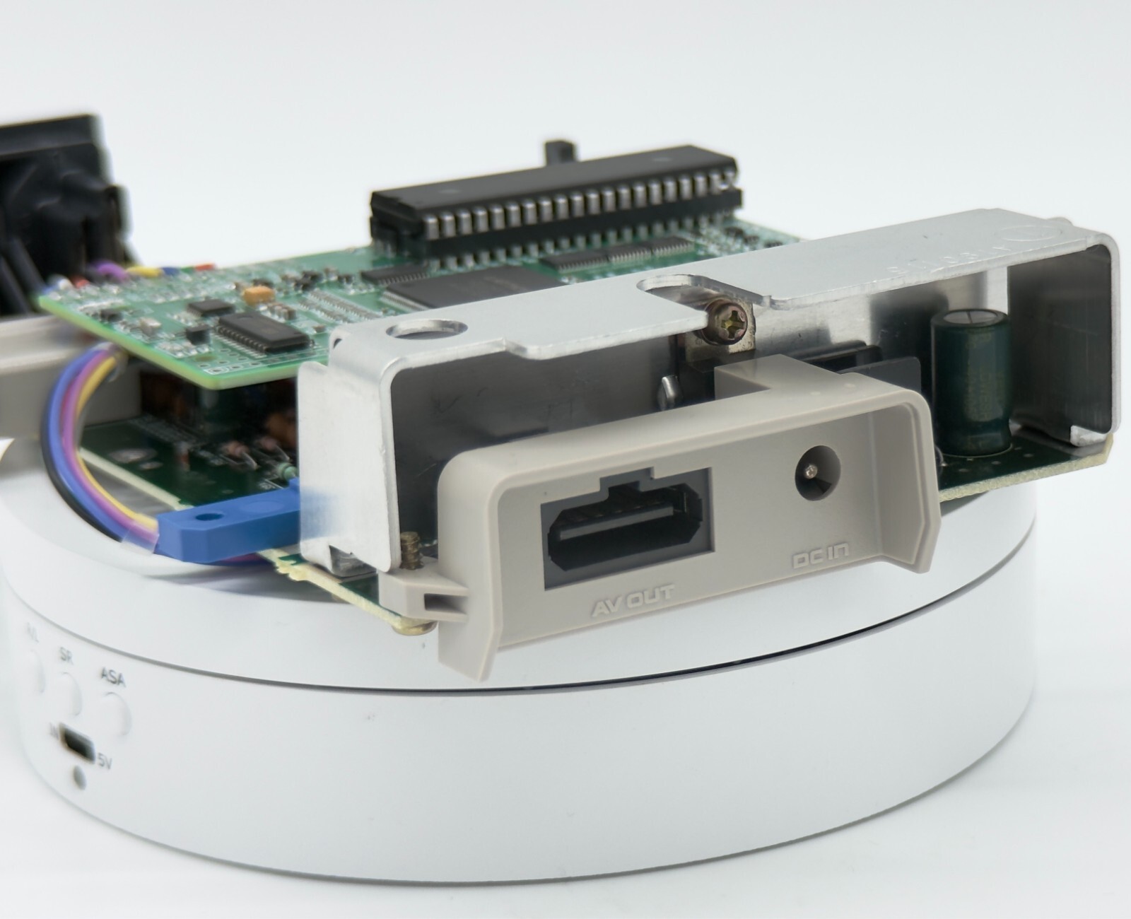 AV Famicom (HVC-101) Top Loader with Tim Worthington’s NESRGB 4.3, recap & more!
