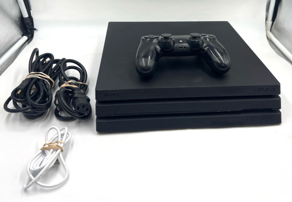 SONY PS4 – PRO – SYSTEM – CUH-7015B – 1TB (EL1117865)