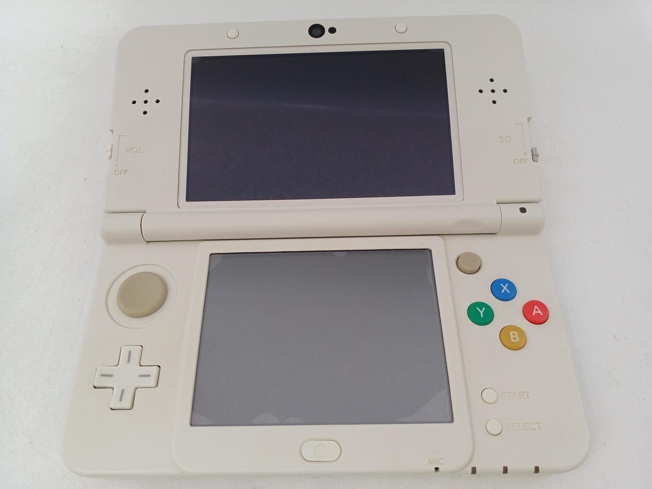 Nintendo New 3DS White Console KTR-001 A1751