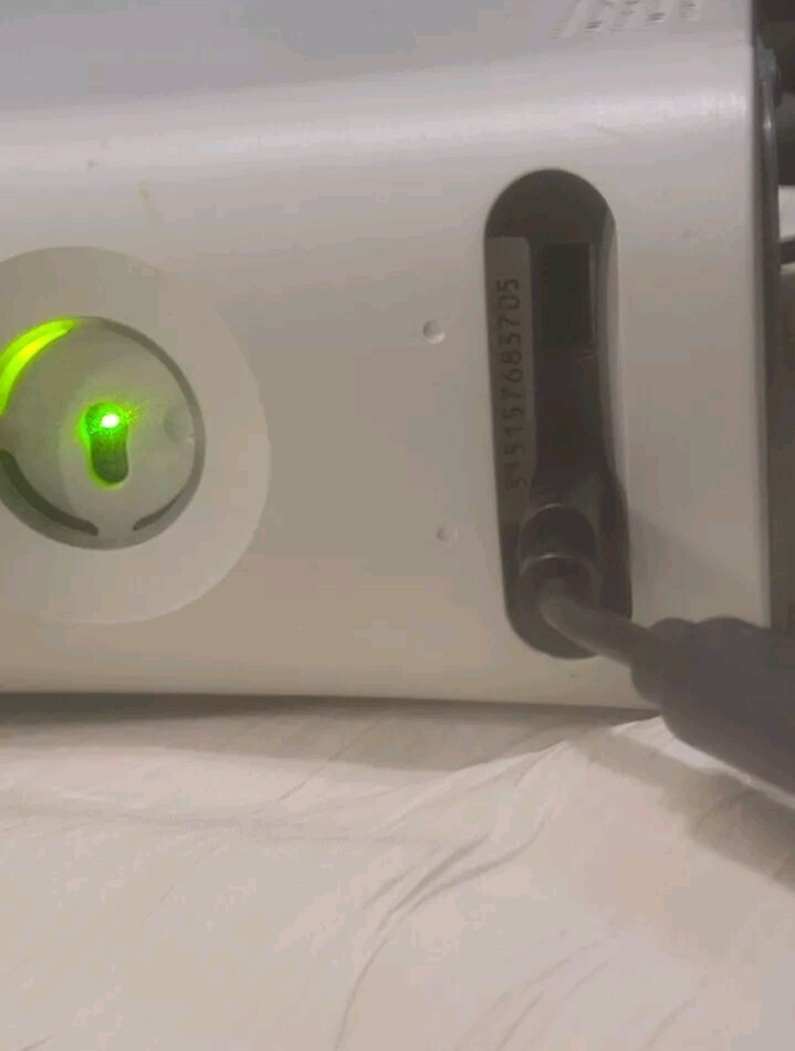 USED MICROSOFT XBOX 360 ARCADE VIDEO GAME CONSOLE ONLY 256MB *READ*