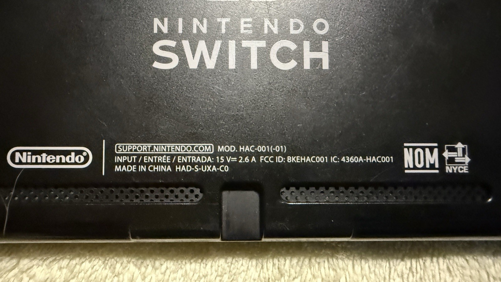 Nintendo Switch 32GB Bundle, 4x Games, 2x Joy-Con, Pro Controller More (HAC-001)